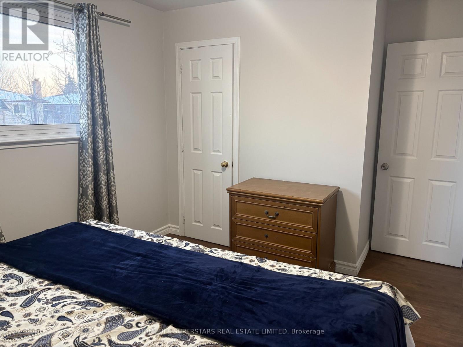 3670 Crabtree Crescent, Mississauga, Ontario  L4T 1S6 - Photo 7 - W12776668