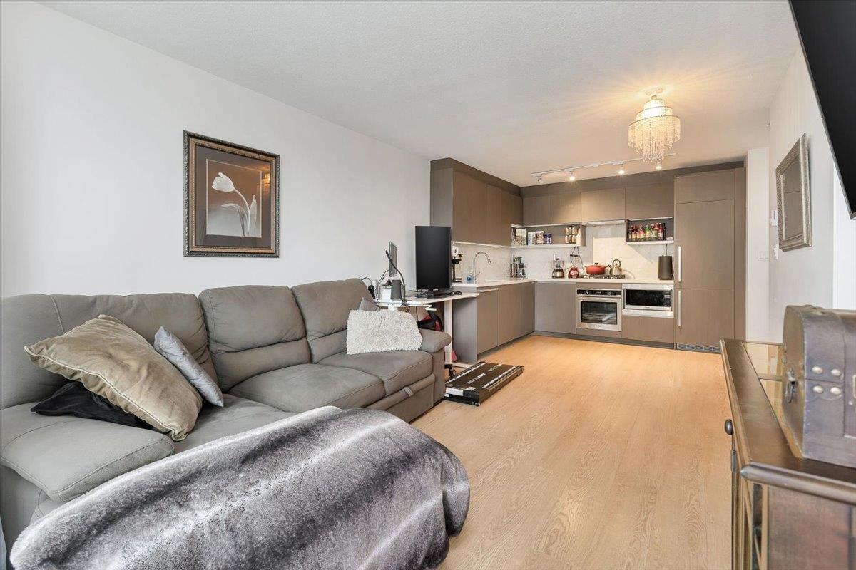 1015 13696 100 Avenue, Surrey, British Columbia  V3T 0L5 - Photo 3 - R3088574