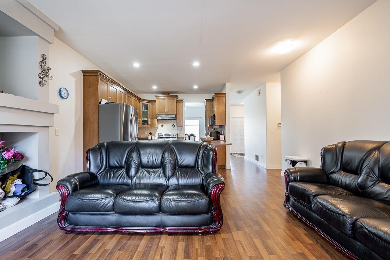 35 6195 168 Street, Surrey, British Columbia  V3S 3X9 - Photo 8 - R3088560