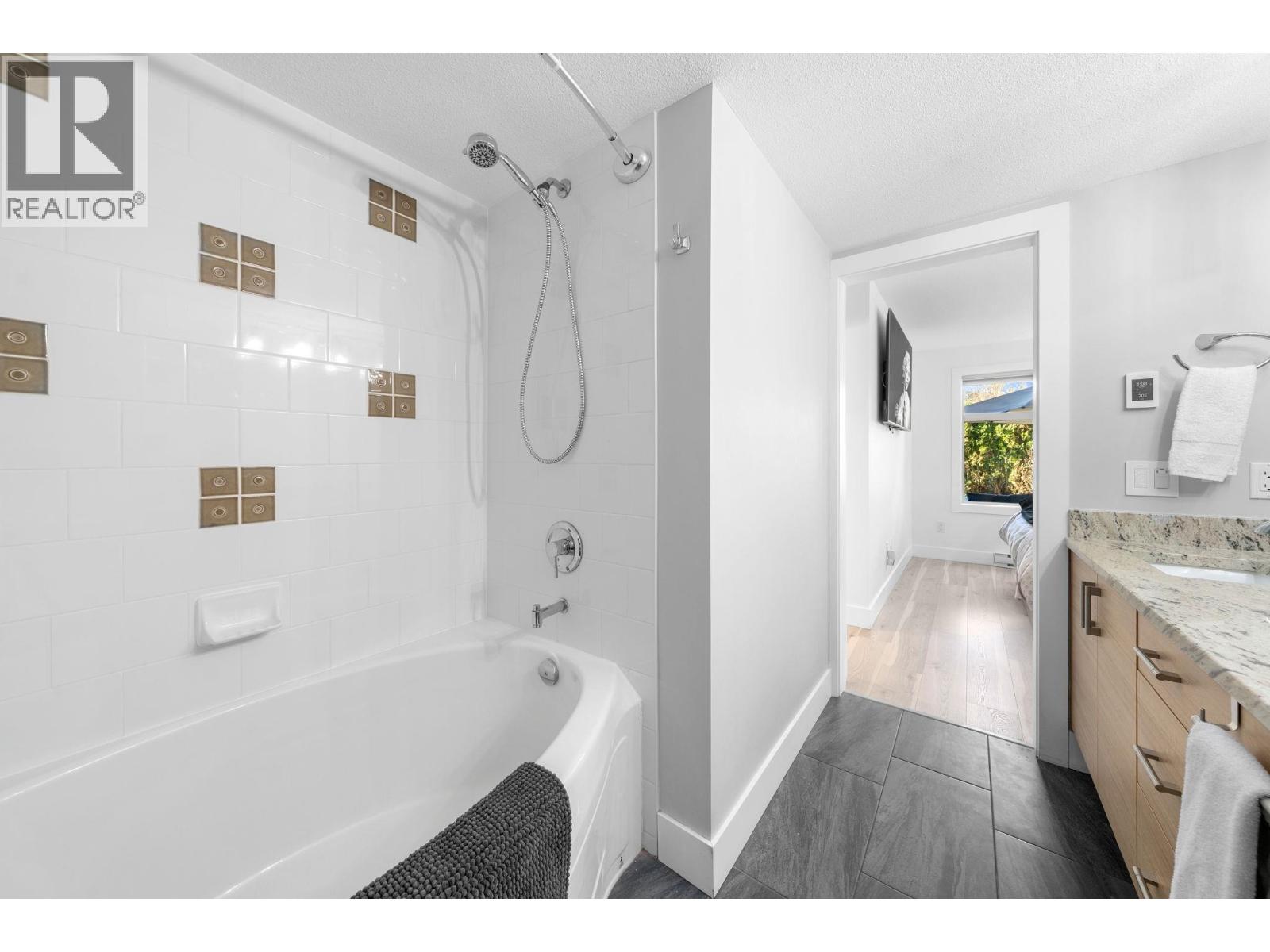 109 400 Klahanie Drive, Port Moody, British Columbia  V3H 5K9 - Photo 29 - R3088392