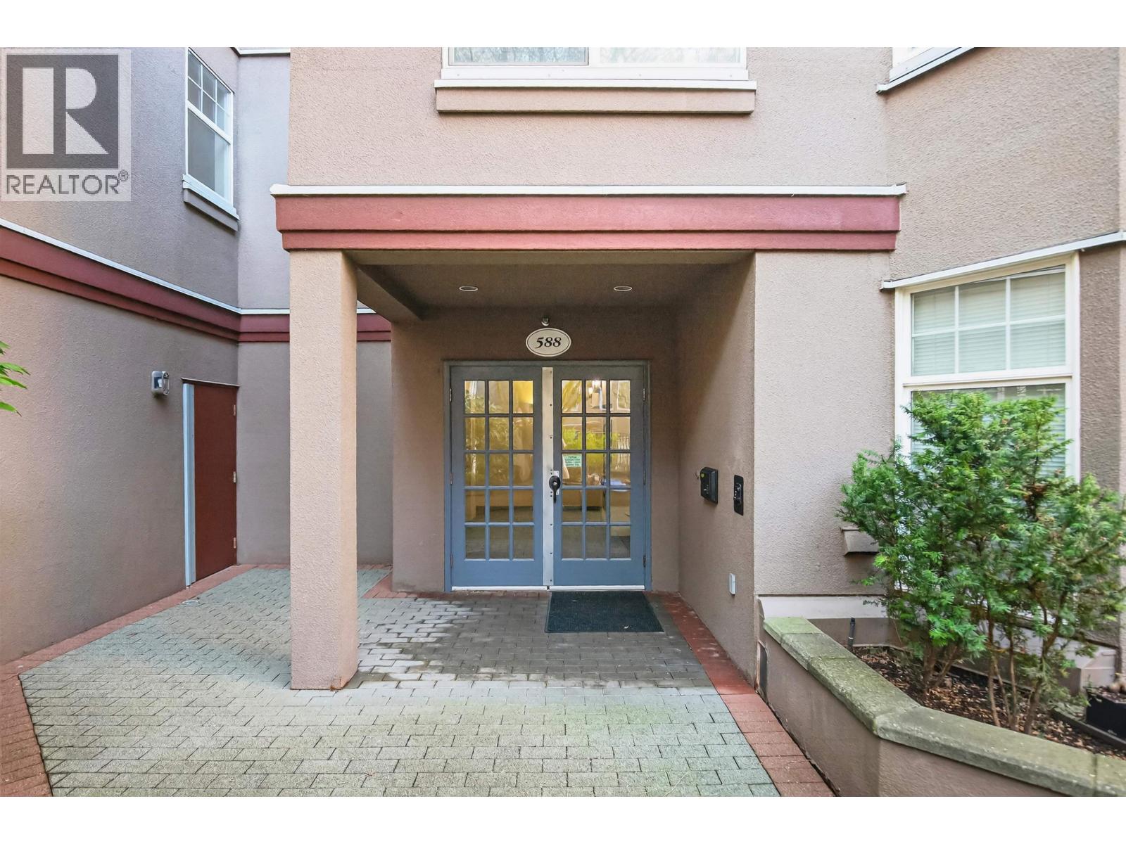 304 588 Twelfth Street, New Westminster, British Columbia  V3M 4H9 - Photo 24 - R3087777