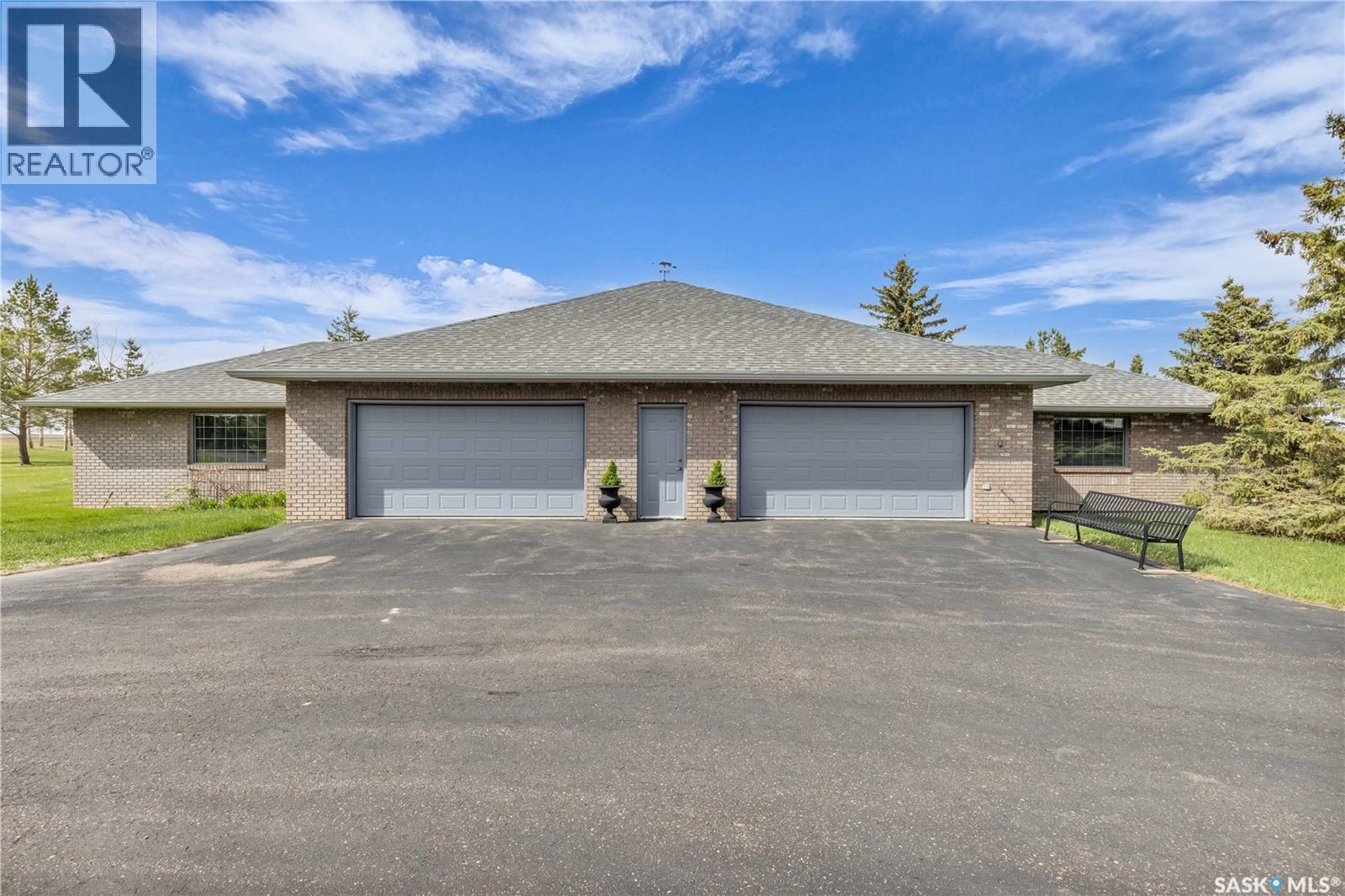48 Cathedral Bluffs Road, Corman Park Rm No. 344, Saskatchewan  S7P 1A3 - Photo 4 - SK028264