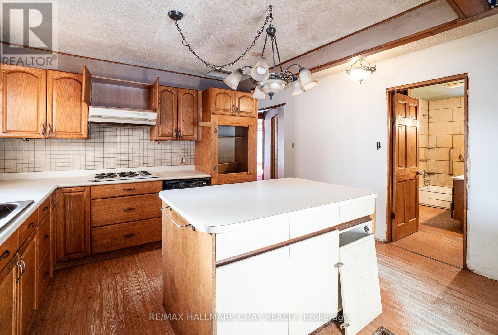 24-30 Robert Road W, Huntsville, Ontario  P1H 2J4 - Photo 8 - X12776644