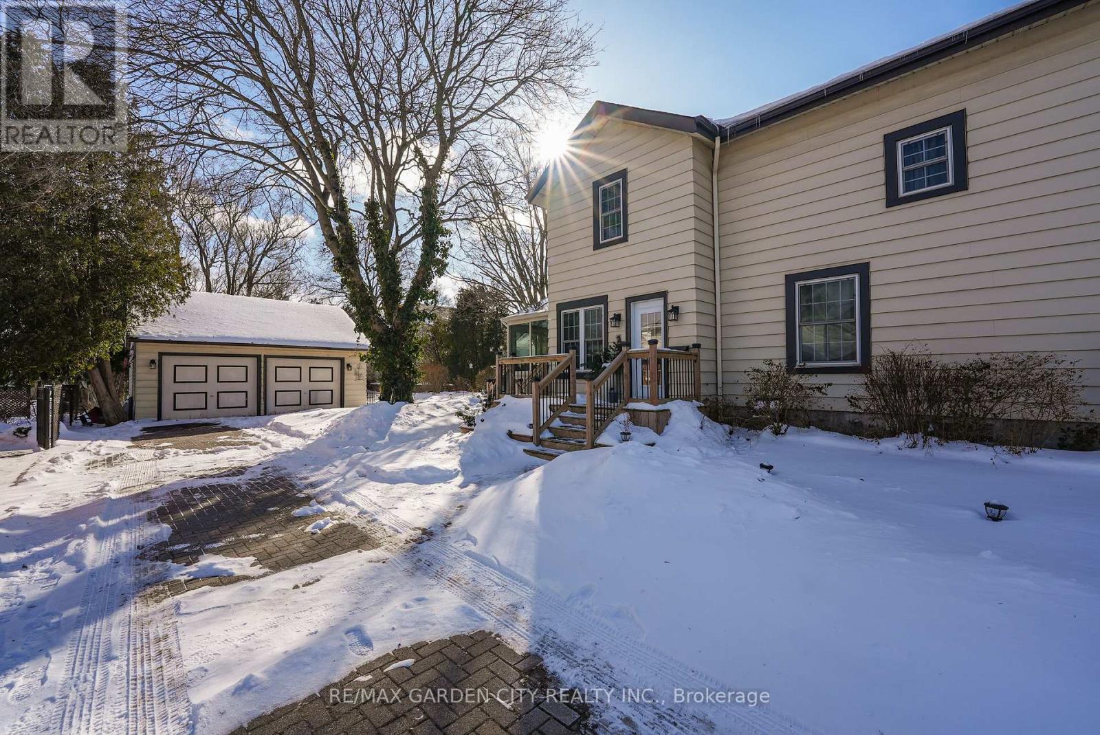 10 Maple Avenue, Grimsby, Ontario  L3M 3B6 - Photo 45 - X12776660