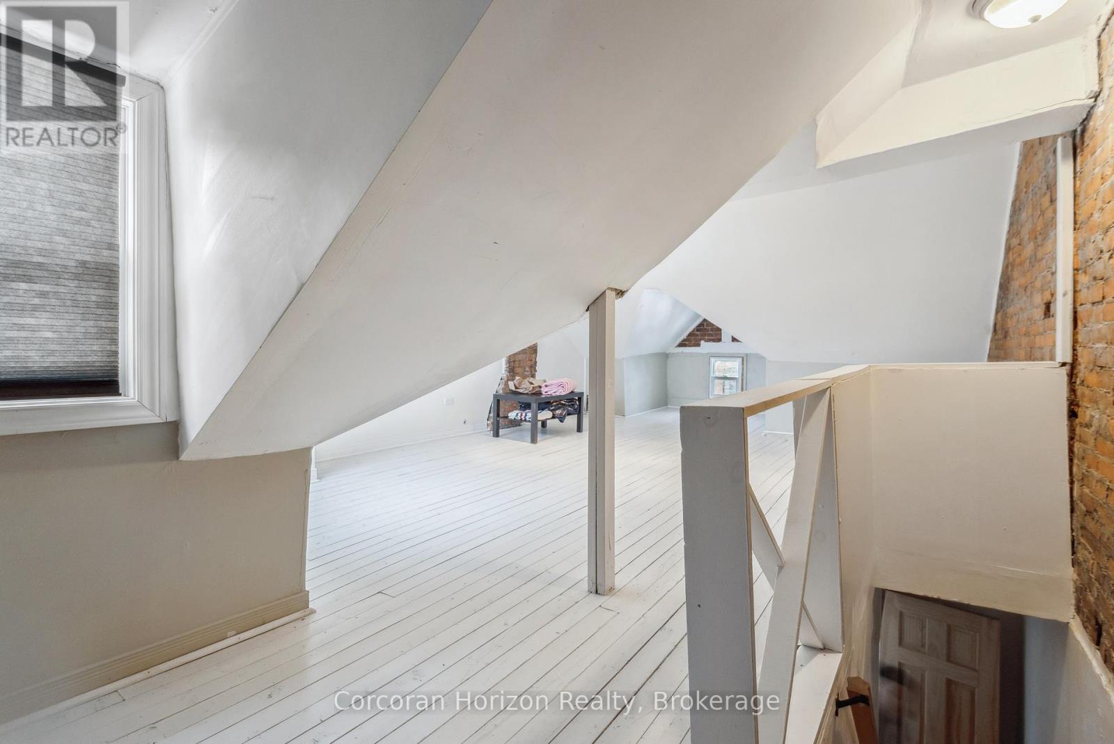 296 Charlton Avenue W, Hamilton, Ontario  L8P 2E5 - Photo 26 - X12776766