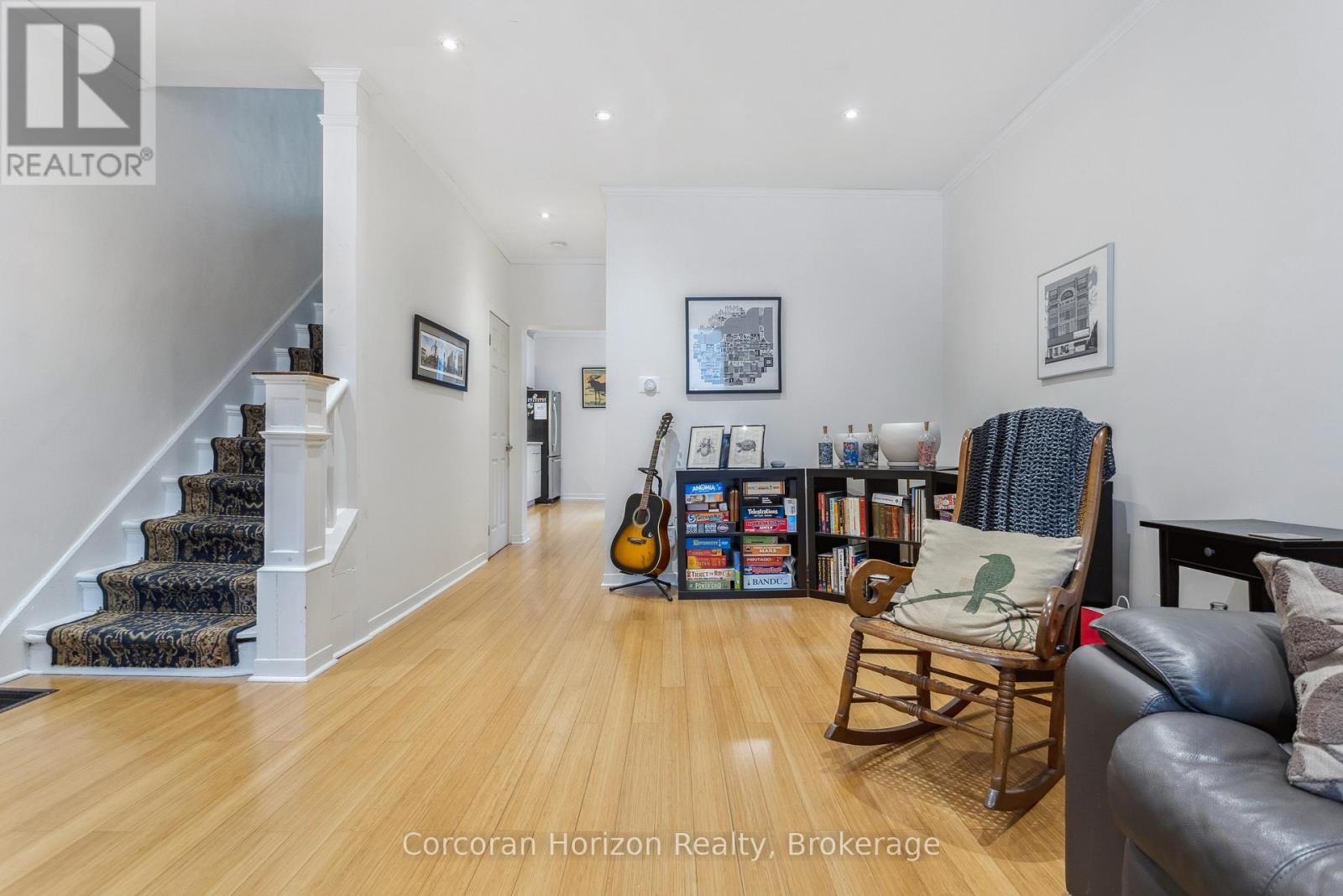 296 Charlton Avenue W, Hamilton, Ontario  L8P 2E5 - Photo 6 - X12776766