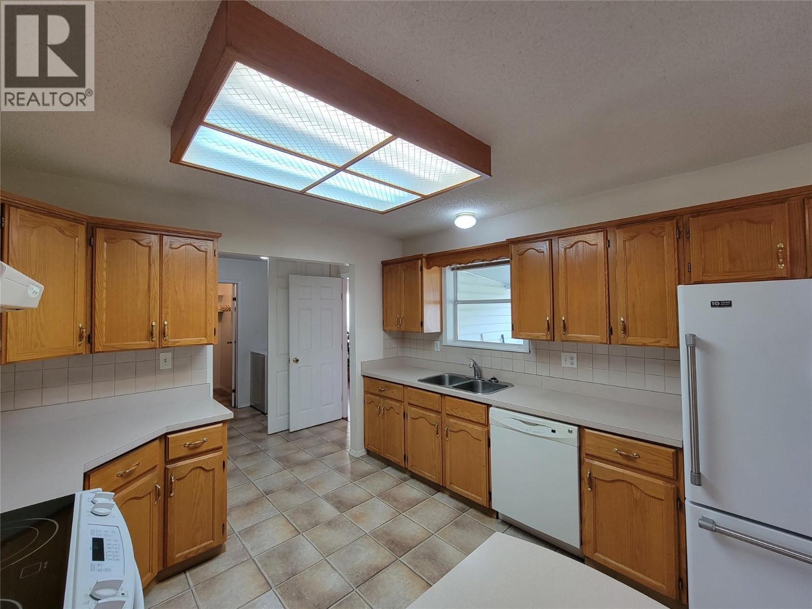 604 11th Avenue, Keremeos, British Columbia  V0X 1N3 - Photo 17 - 10375552