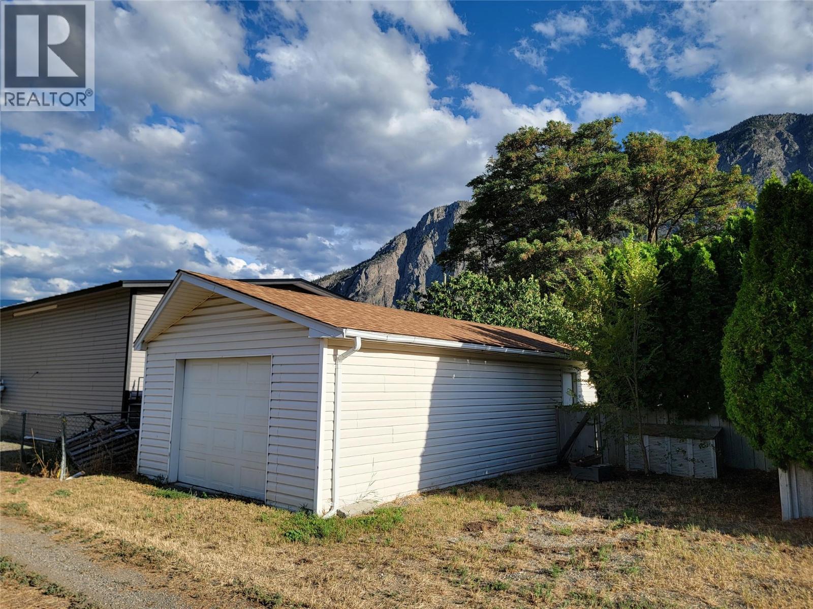 604 11th Avenue, Keremeos, British Columbia  V0X 1N3 - Photo 58 - 10375552