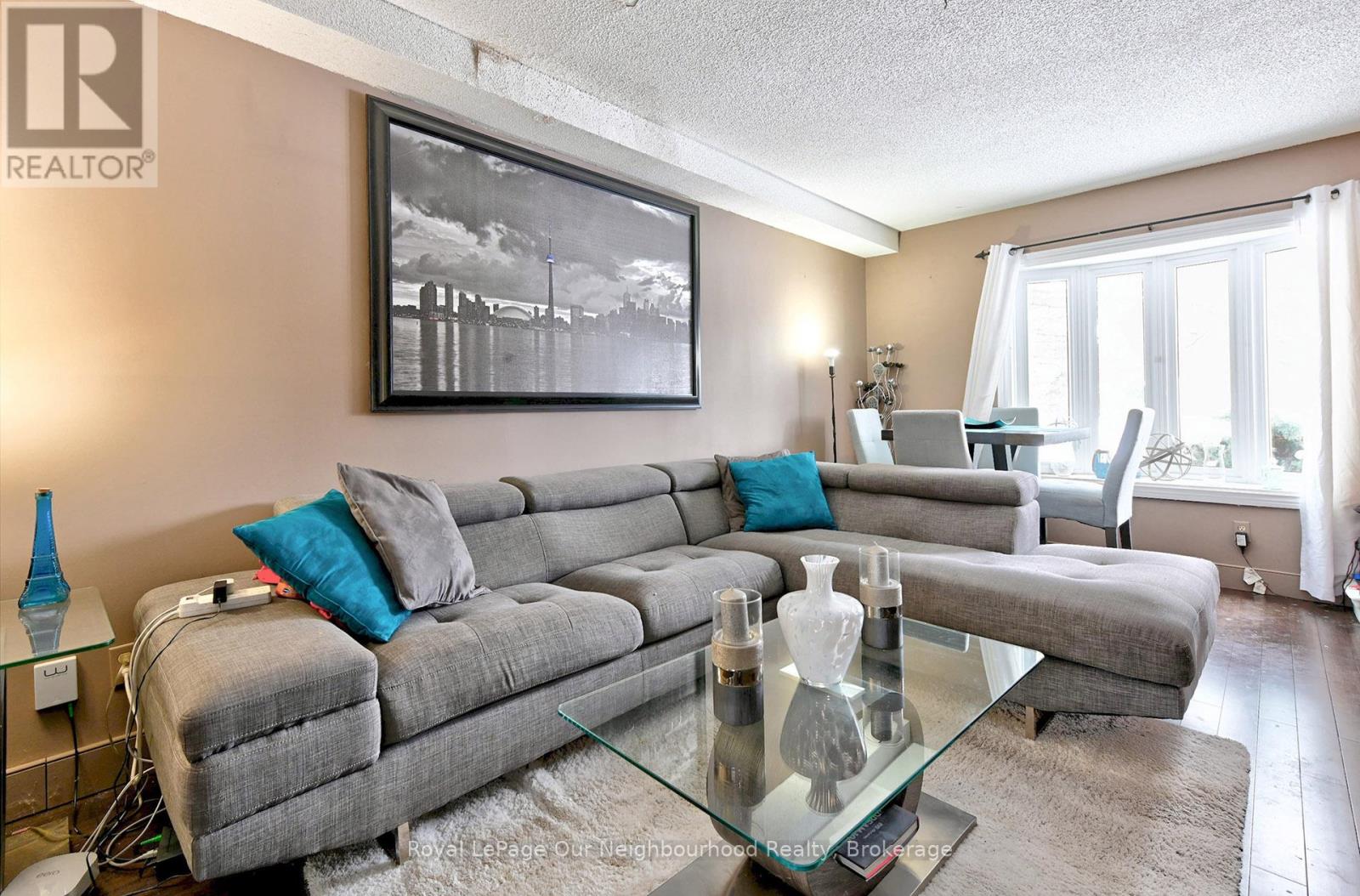 563 Cam Fella Boulevard, Whitchurch-Stouffville, Ontario  L4A 7H3 - Photo 7 - N12776760