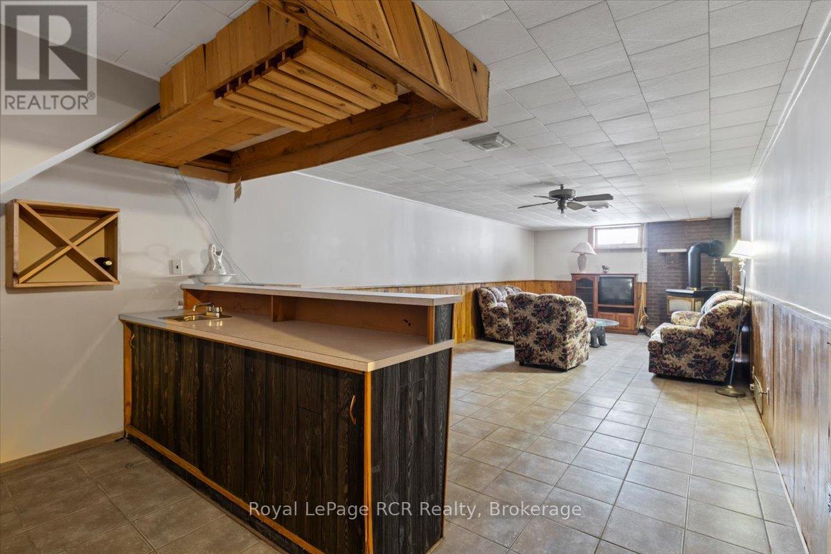 389 3rd Street, Hanover, Ontario N4N 1B4 - Photo 17 - X12776858