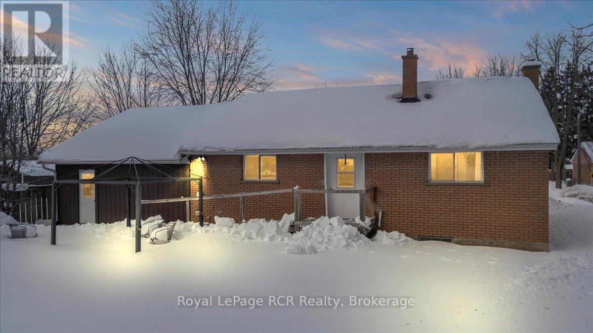 389 3rd Street, Hanover, Ontario N4N 1B4 - Photo 27 - X12776858