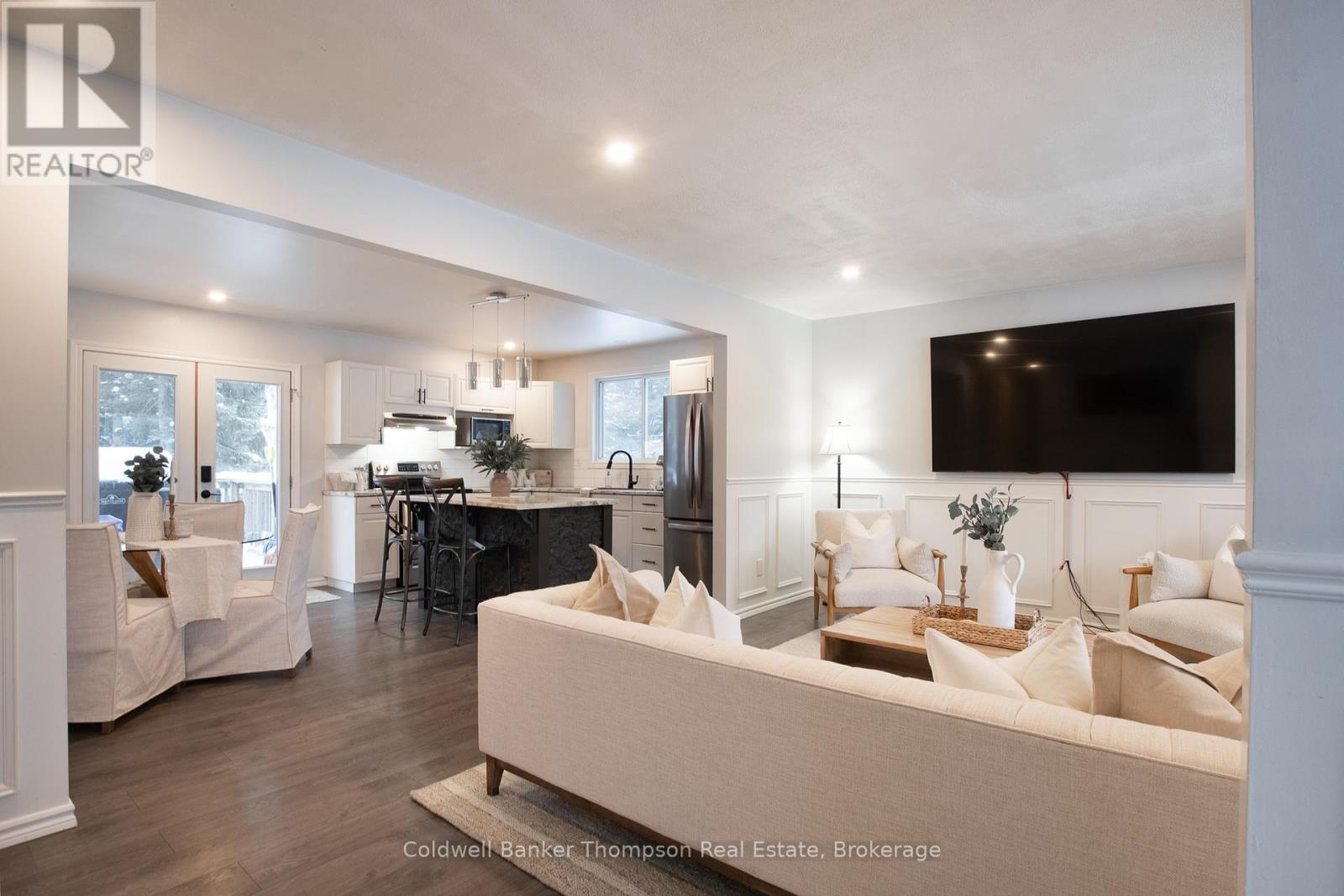 17 Gullins Road, Huntsville, Ontario  P1H 1M6 - Photo 3 - X12776872