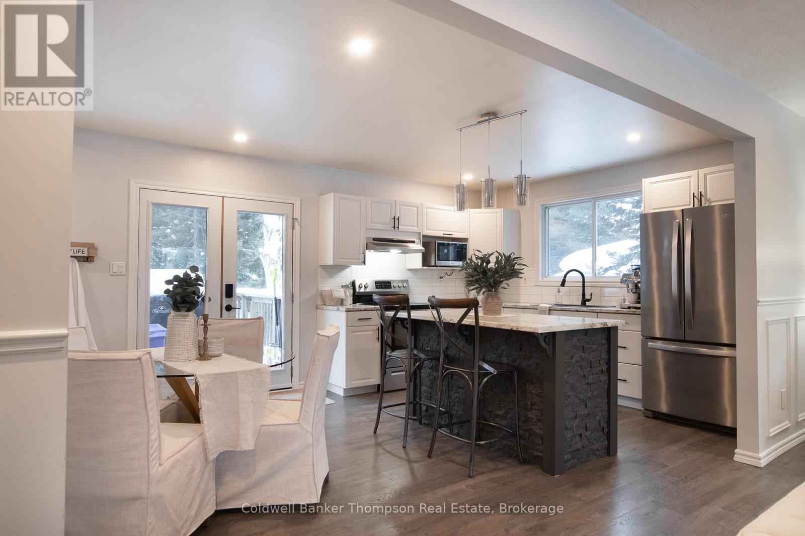 17 Gullins Road, Huntsville, Ontario  P1H 1M6 - Photo 4 - X12776872