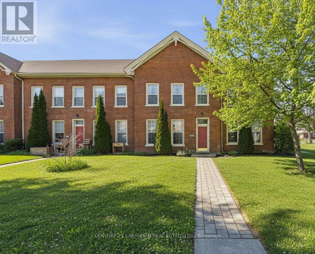 48 Queen Street, Quinte West, Ontario  K8V 4X6 - Photo 2 - X12776698