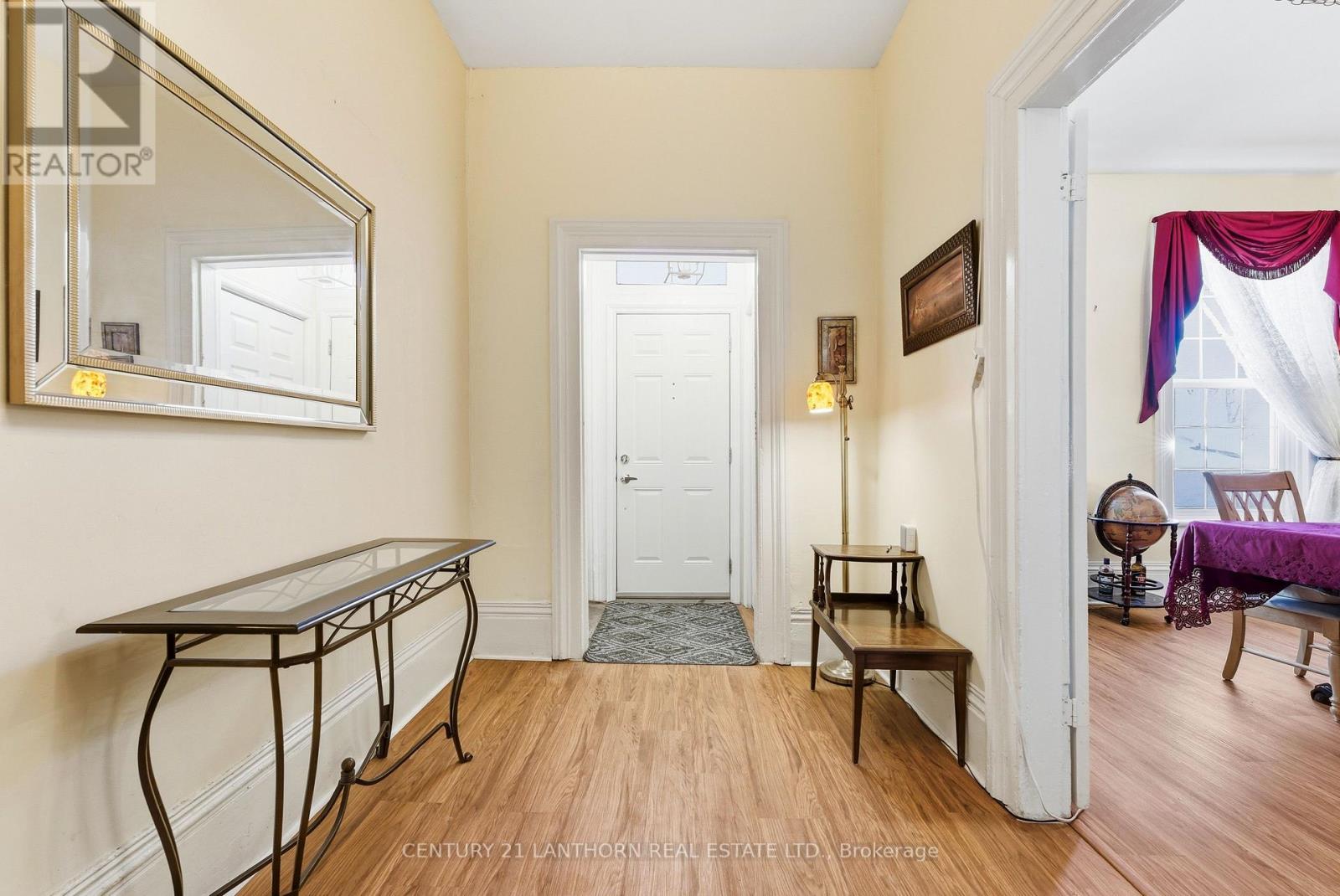 48 Queen Street, Quinte West, Ontario  K8V 4X6 - Photo 4 - X12776698