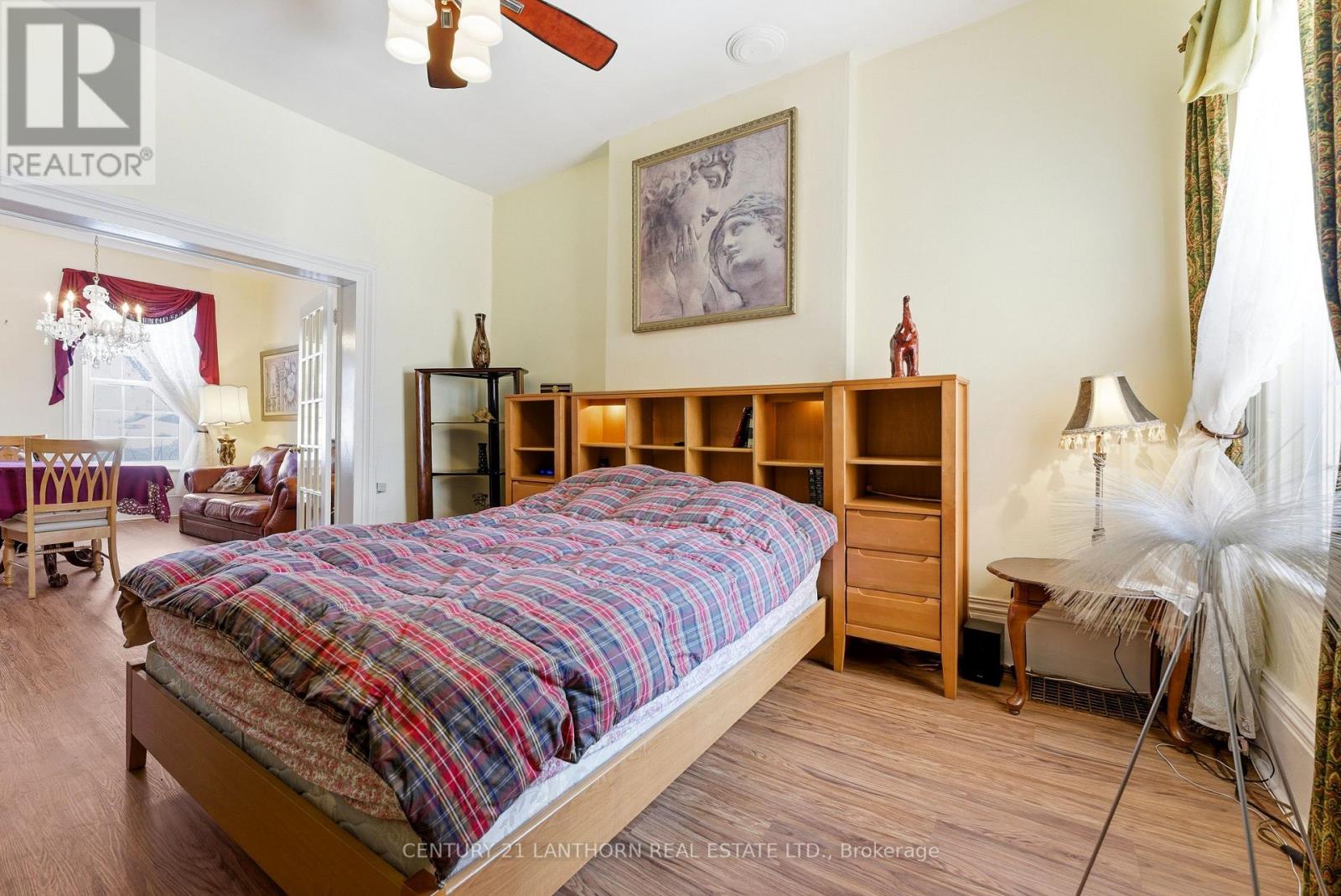 48 Queen Street, Quinte West, Ontario  K8V 4X6 - Photo 9 - X12776698