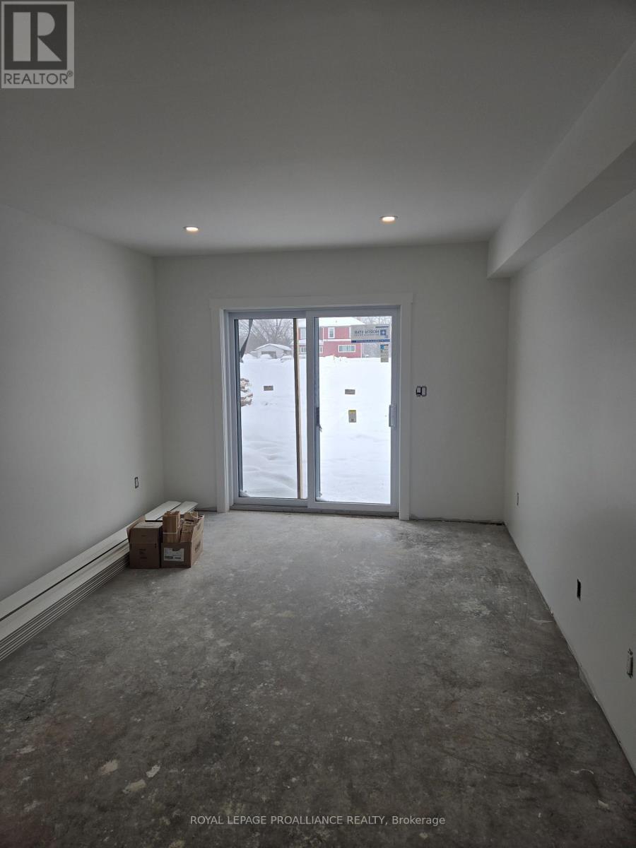 4 - 92 Lywood Street, Belleville, Ontario  K0K 1K0 - Photo 16 - X12776772