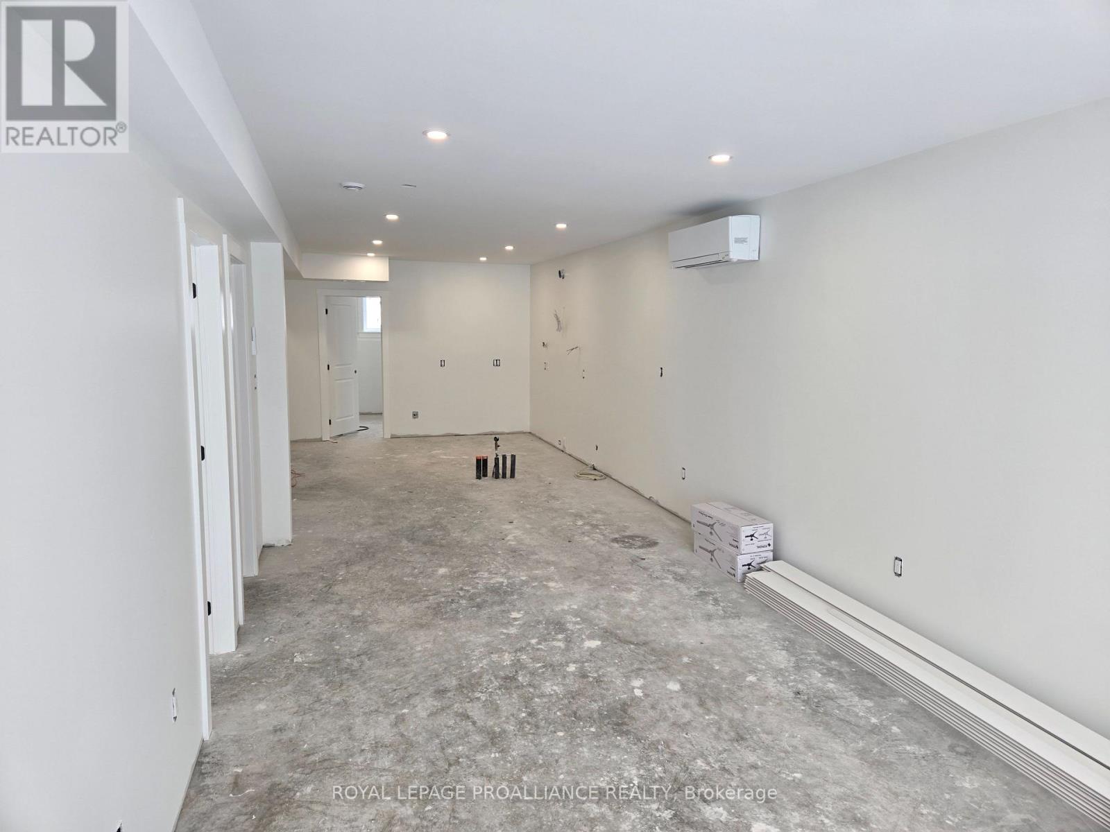 4 - 92 Lywood Street, Belleville, Ontario  K0K 1K0 - Photo 17 - X12776772