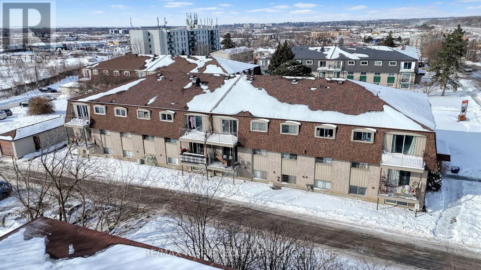 276-286 Conacher Drive, Kingston (Rideau), Ontario  K7K 2X2 - Photo 12 - X12776714