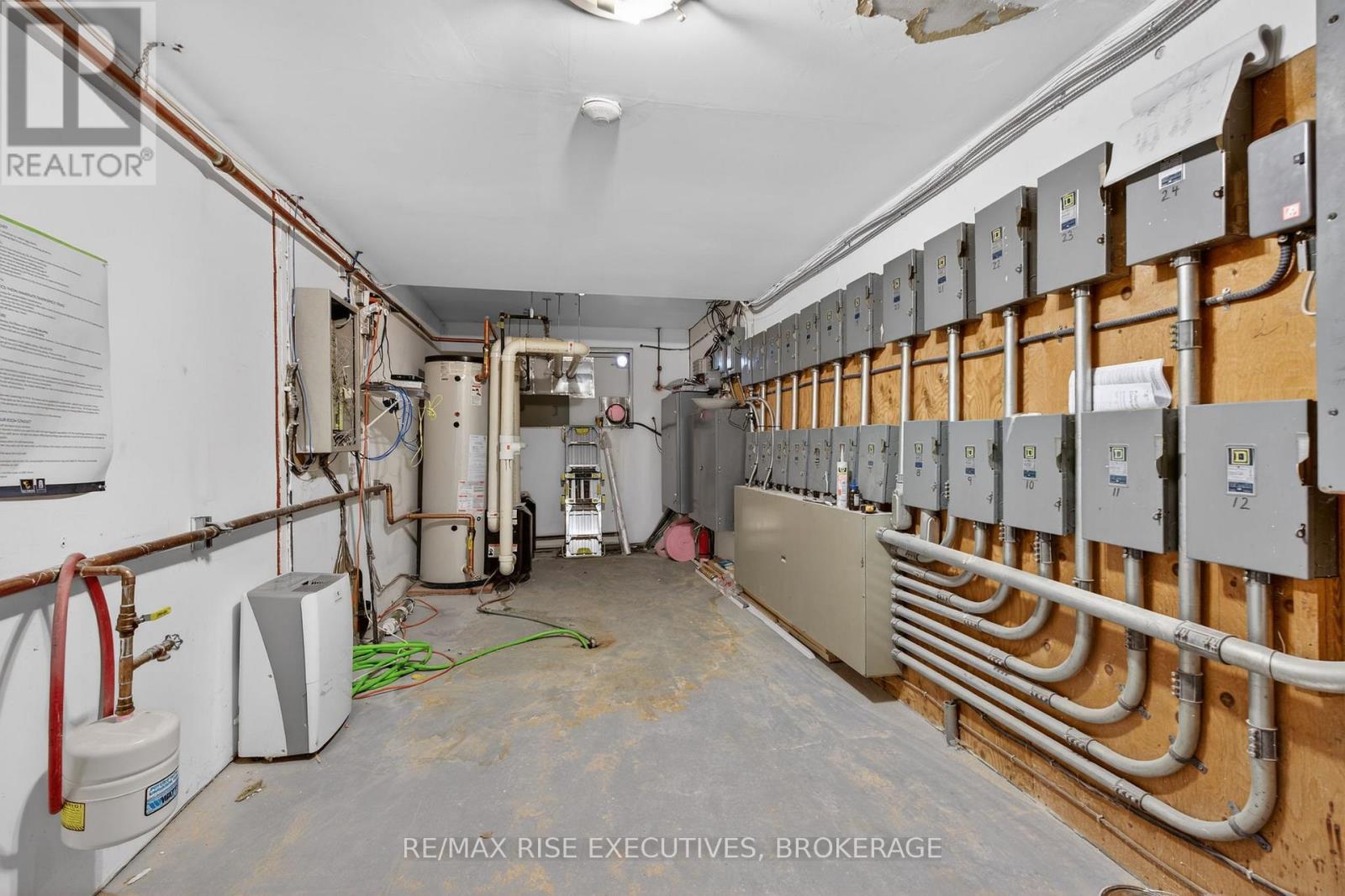 276-286 Conacher Drive, Kingston (Rideau), Ontario  K7K 2X2 - Photo 17 - X12776714