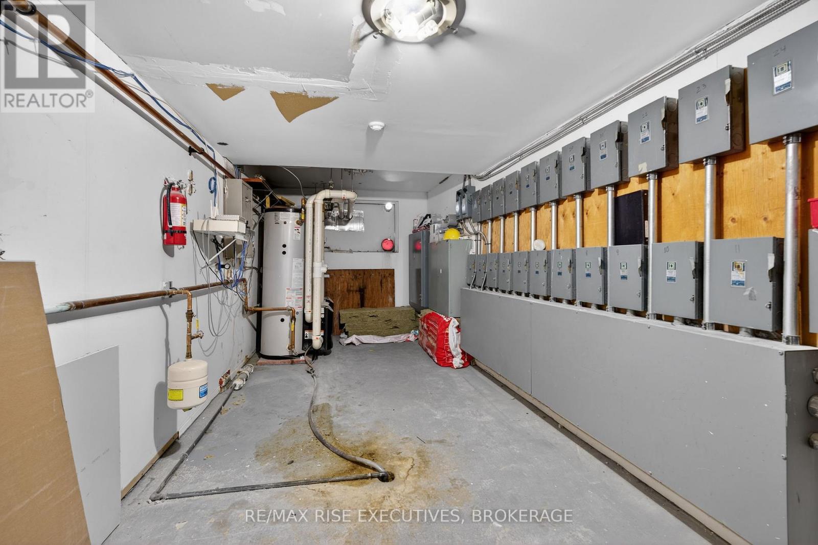 276-286 Conacher Drive, Kingston (Rideau), Ontario  K7K 2X2 - Photo 26 - X12776714