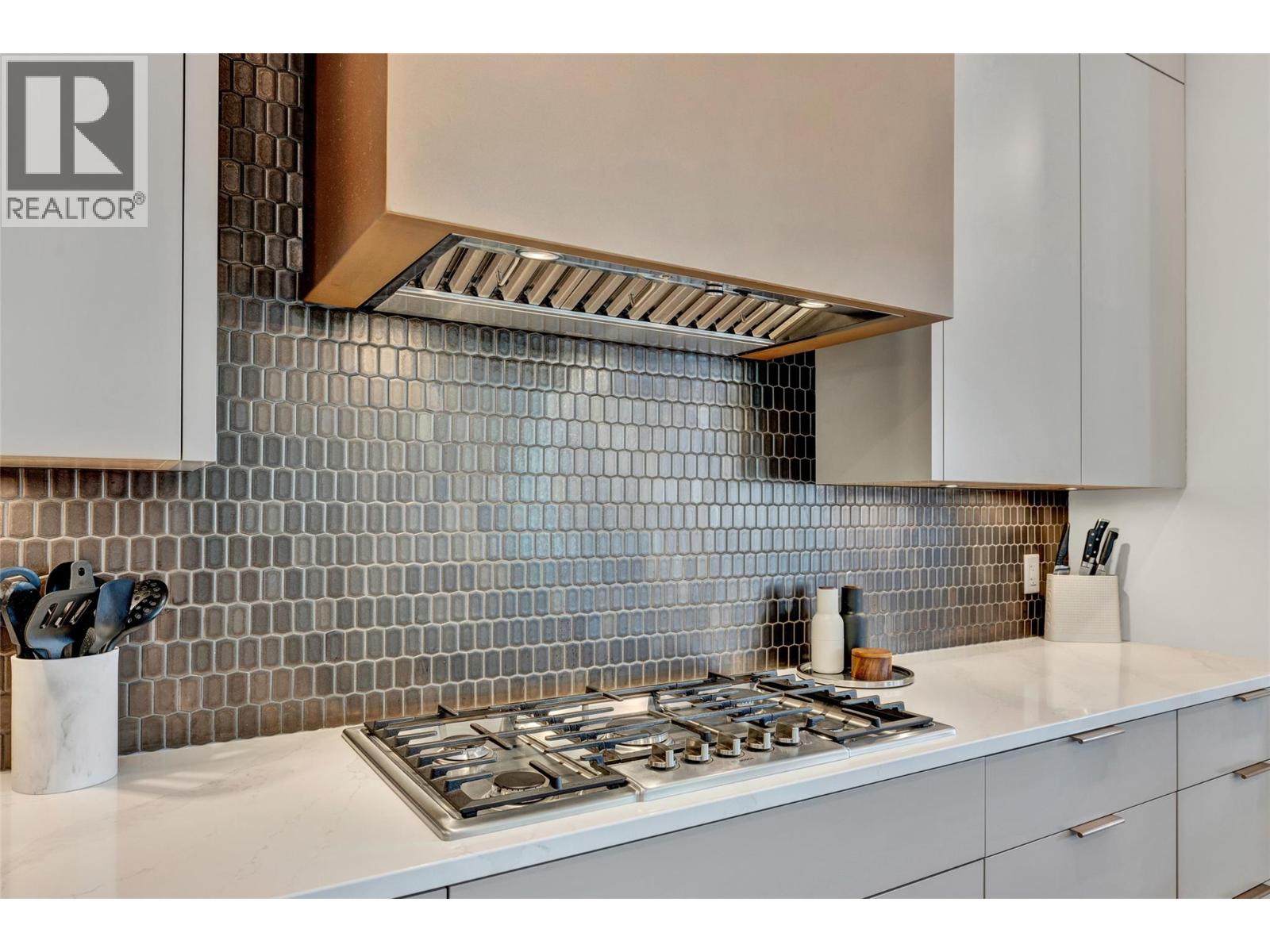 364 Christleton Avenue, Kelowna, British Columbia  V1Y 5H7 - Photo 24 - 10374456