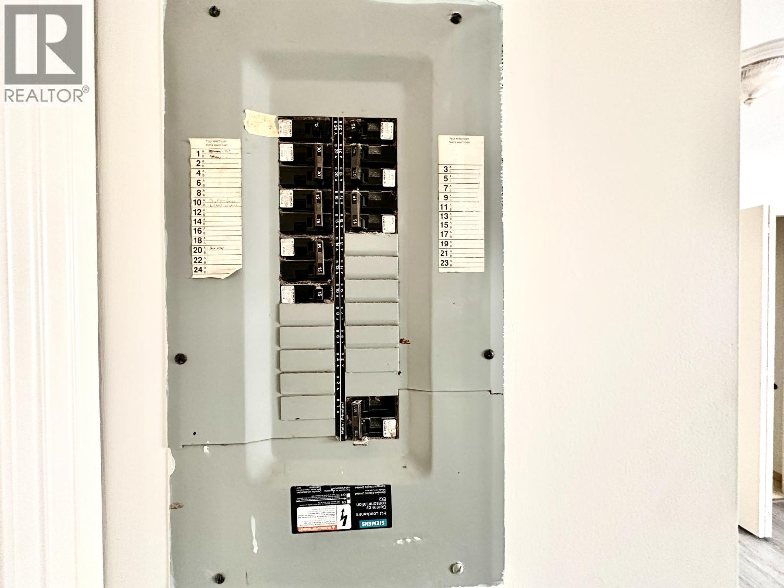 8732 Granville Street, Vancouver, British Columbia  V6P 5A5 - Photo 15 - C8075929