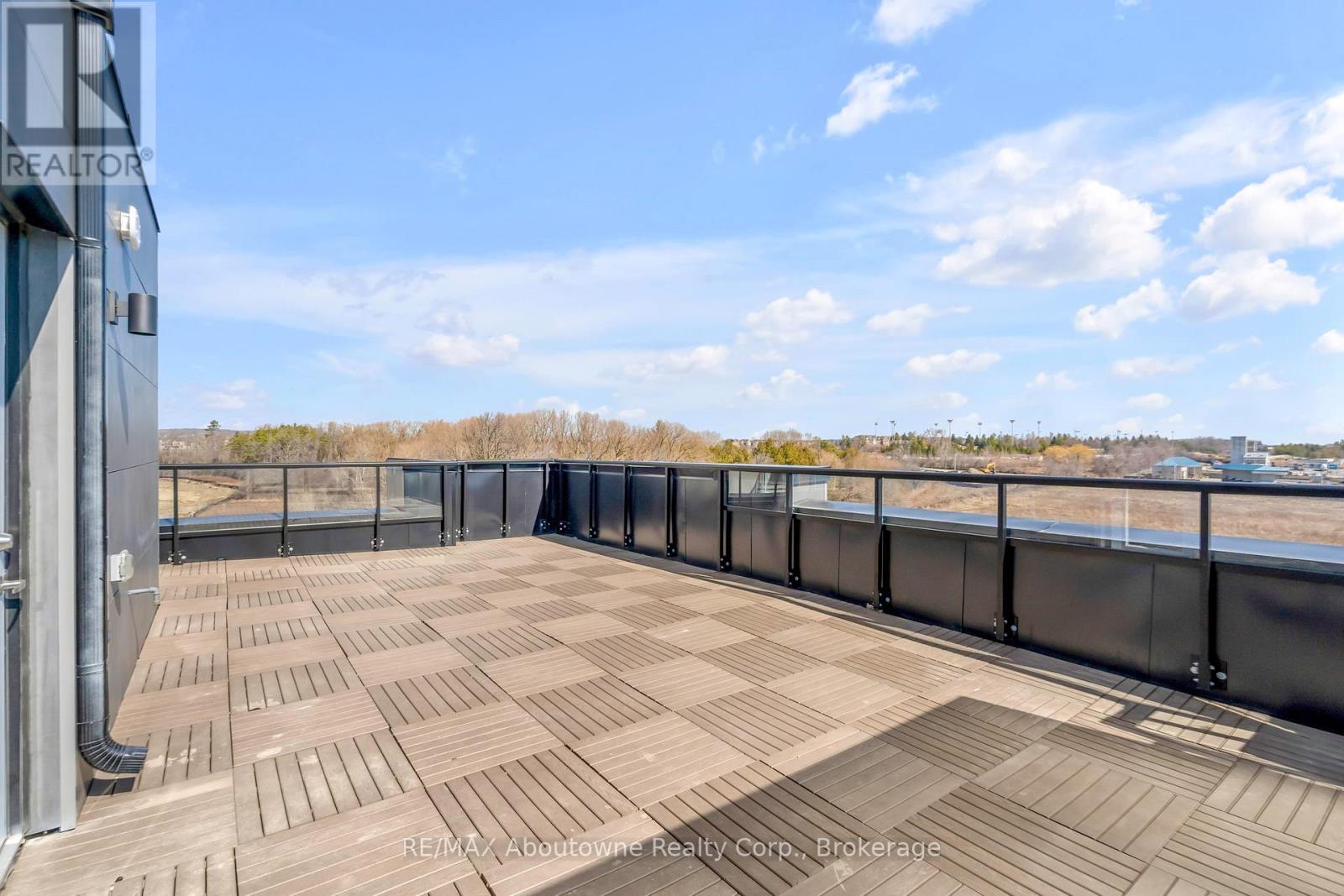 Th810 - 3 Steckley House Lane, Richmond Hill, Ontario  L4S 1L9 - Photo 19 - N12776836