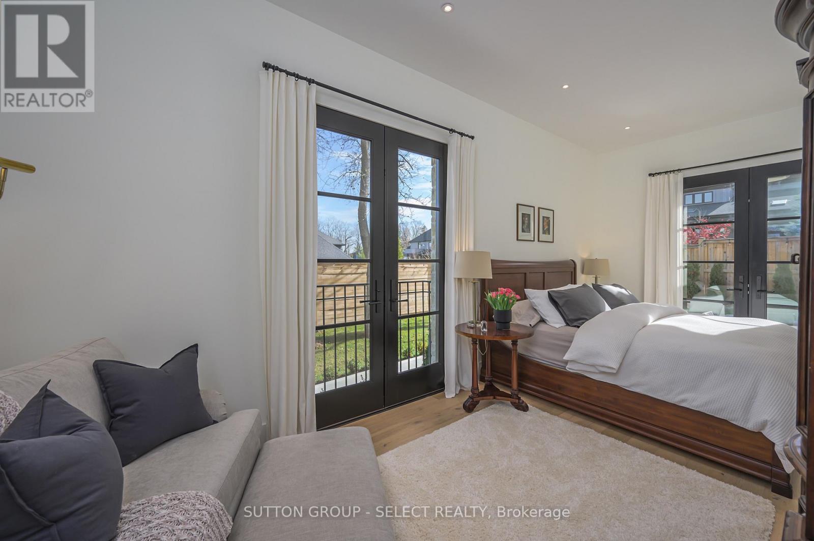 185 Commissioners Road E, London South, Ontario  N6C 2S9 - Photo 16 - X12776818