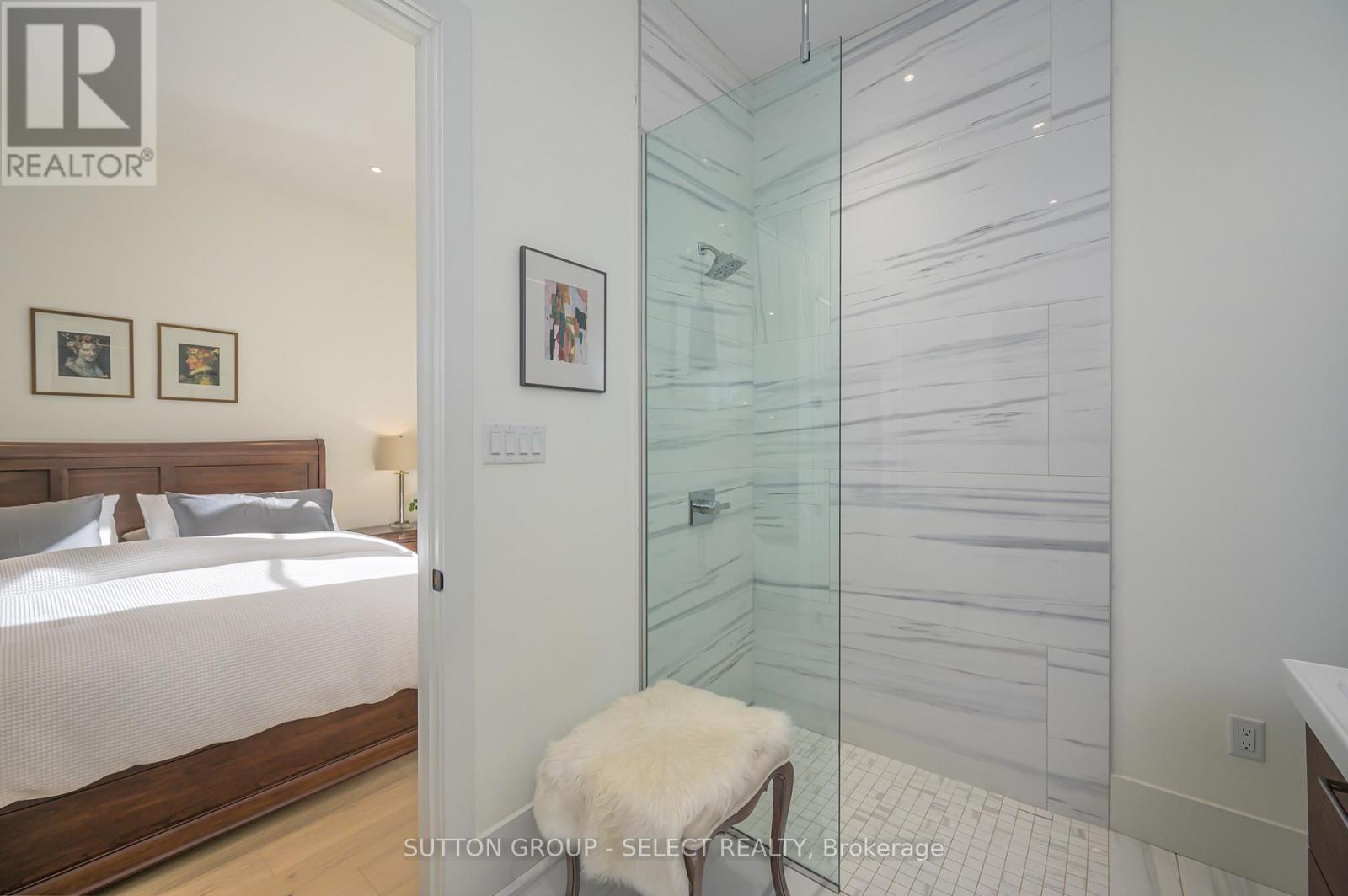 185 Commissioners Road E, London South, Ontario  N6C 2S9 - Photo 18 - X12776818