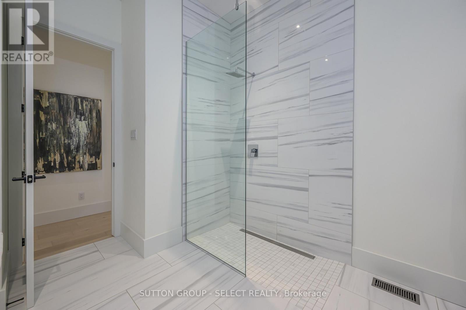 185 Commissioners Road E, London South, Ontario  N6C 2S9 - Photo 21 - X12776818