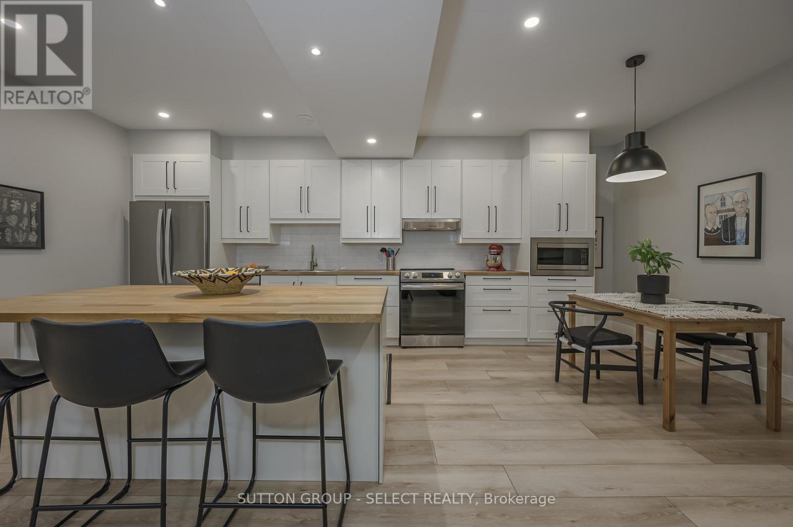 185 Commissioners Road E, London South, Ontario  N6C 2S9 - Photo 28 - X12776818