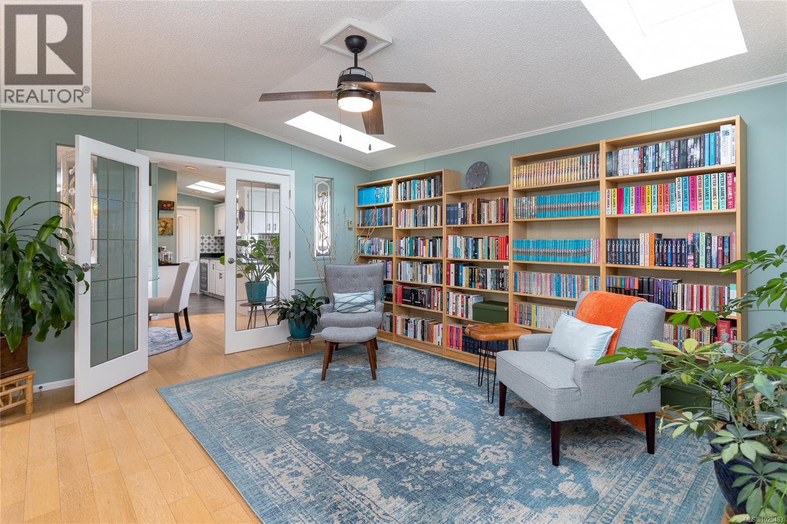 64 7583 Central Saanich Rd, Central Saanich, British Columbia  V8M 2B6 - Photo 5 - 1025483