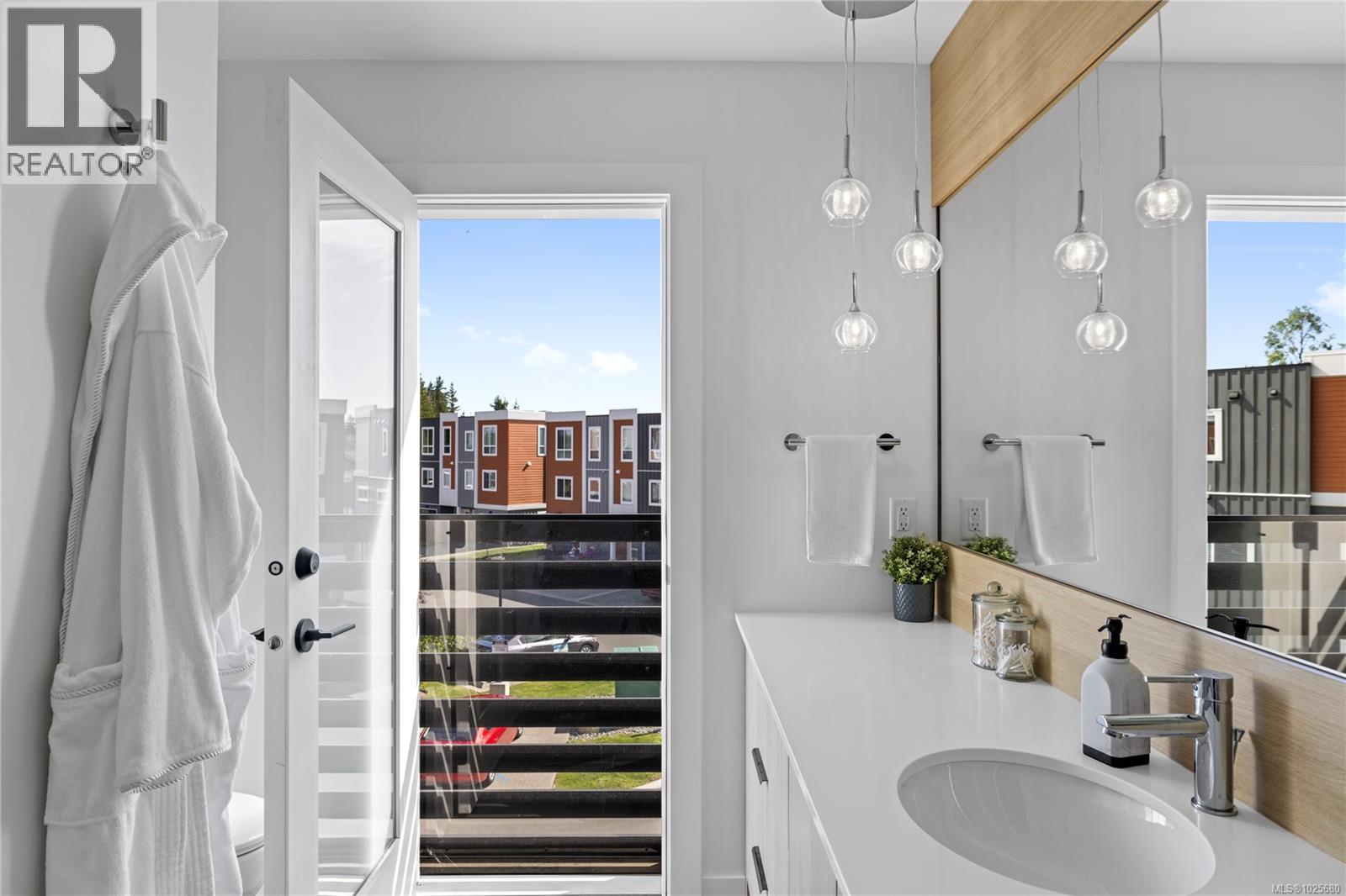 16 2310 Guthrie Rd, Comox, British Columbia  V9M 4G1 - Photo 8 - 1025680