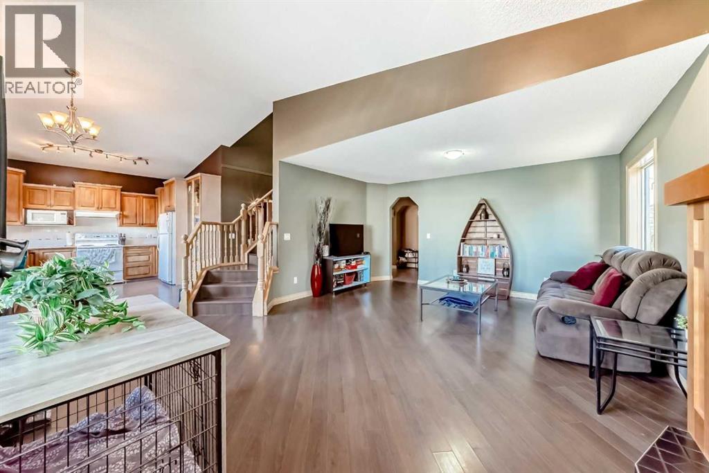 52 Douglas Ridge Close Se, Calgary, Alberta  T2Z 2M4 - Photo 10 - A2279152