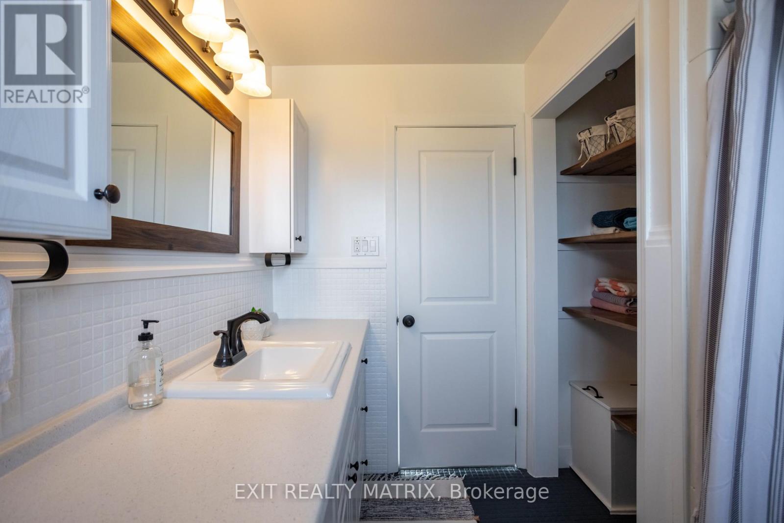 209 Queen Street W, North Dundas, Ontario  K0C 1H0 - Photo 32 - X12776706