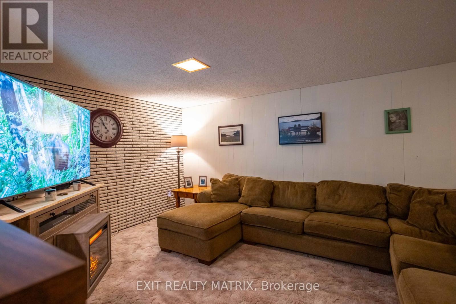 209 Queen Street W, North Dundas, Ontario  K0C 1H0 - Photo 36 - X12776706