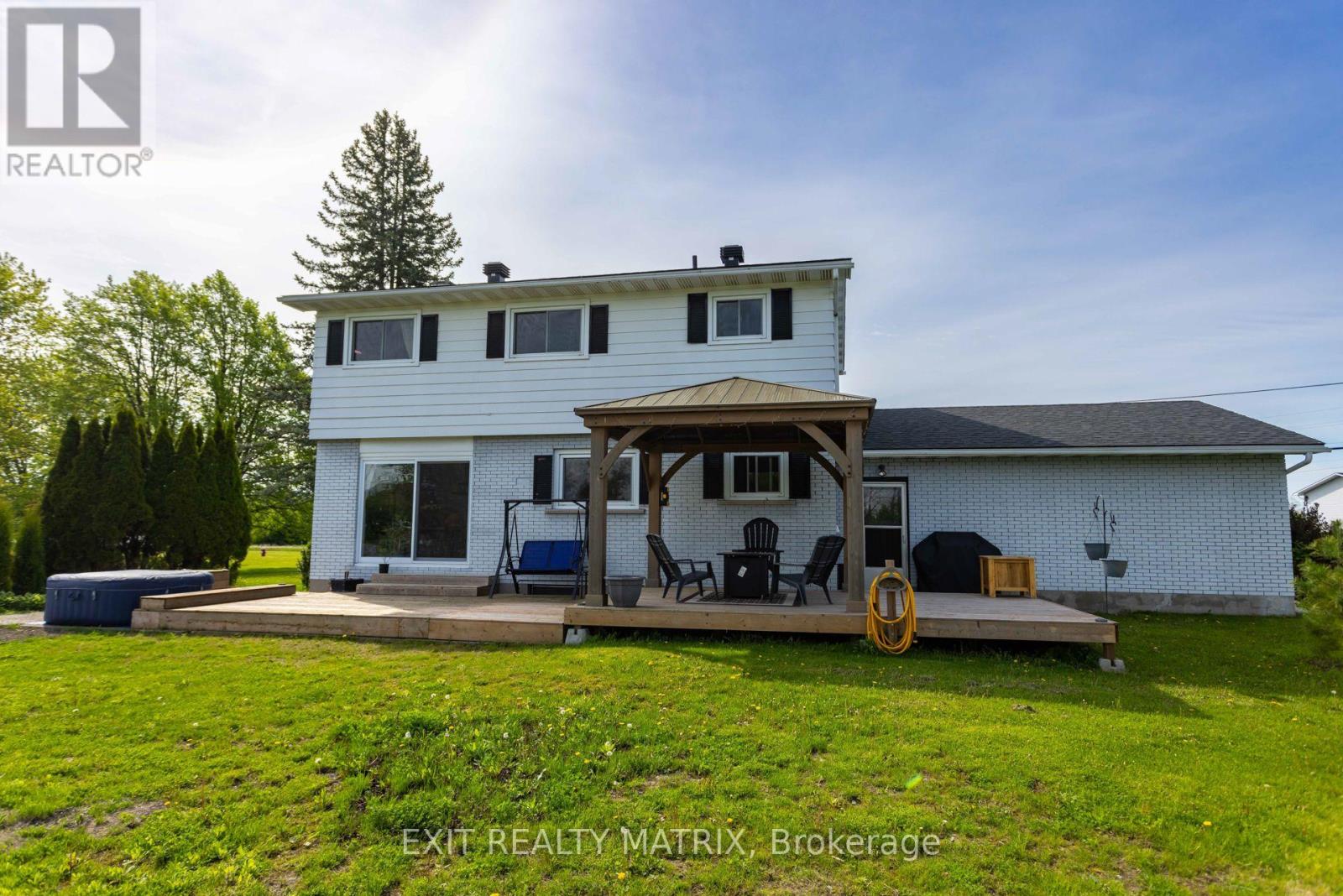 209 Queen Street W, North Dundas, Ontario  K0C 1H0 - Photo 40 - X12776706