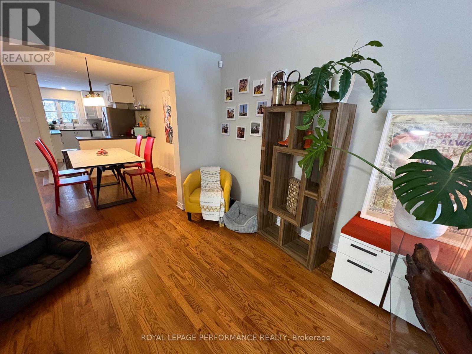 104 Blackburn Avenue, Ottawa, Ontario  K1N 8A7 - Photo 3 - X12776888