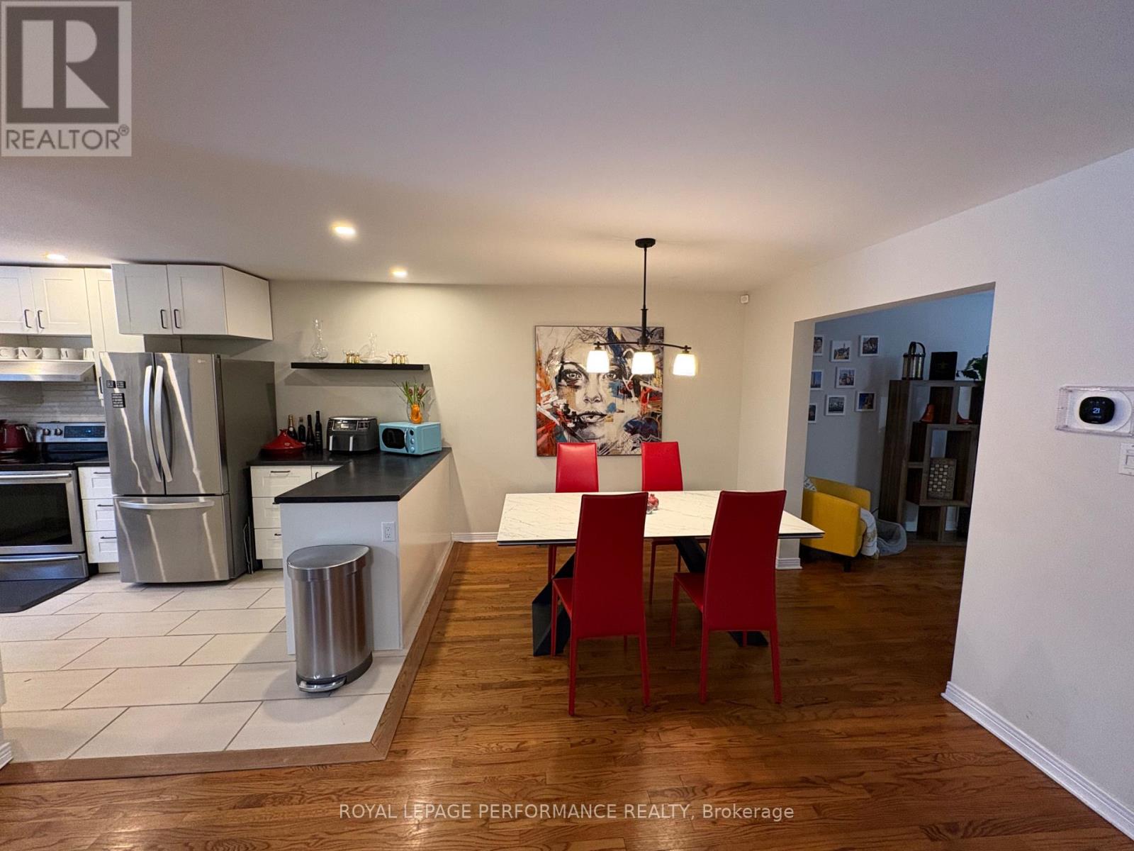 104 Blackburn Avenue, Ottawa, Ontario  K1N 8A7 - Photo 5 - X12776888