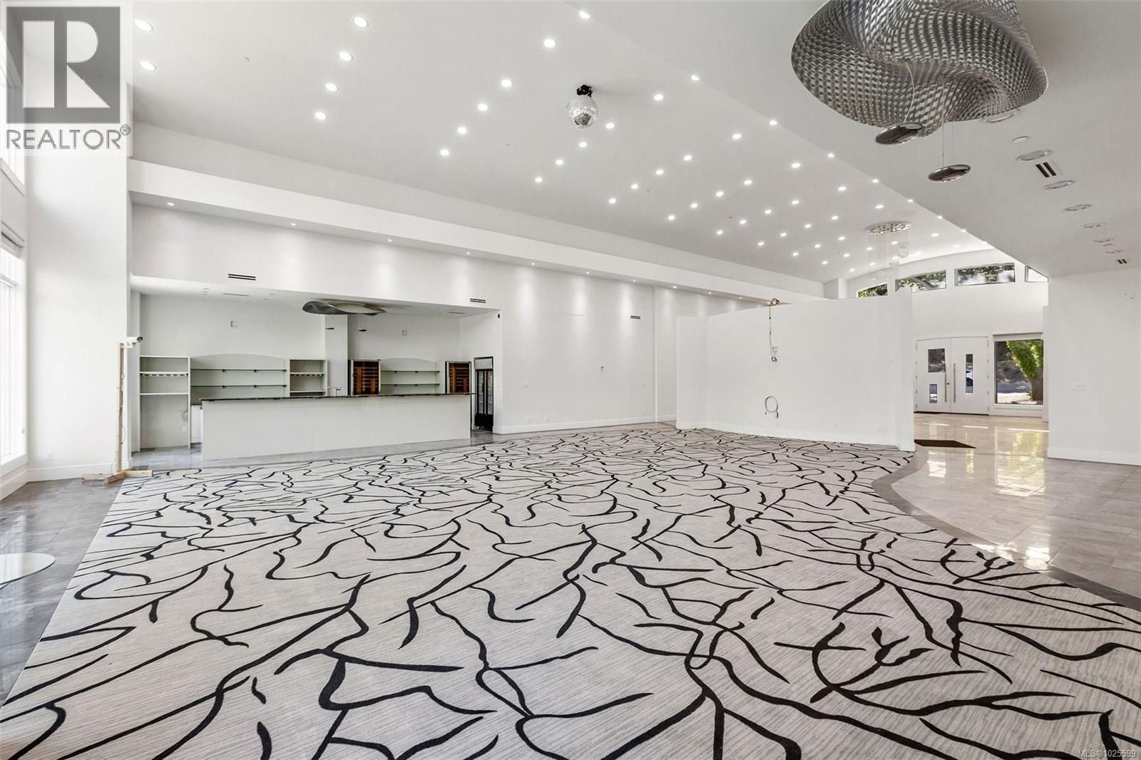 3355 Midland Rd, Oak Bay, British Columbia  V8R 6G7 - Photo 10 - 1025599