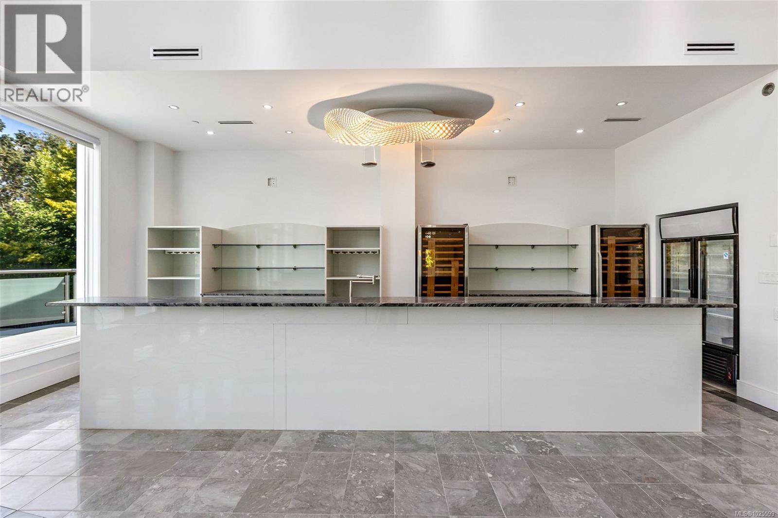 3355 Midland Rd, Oak Bay, British Columbia  V8R 6G7 - Photo 11 - 1025599