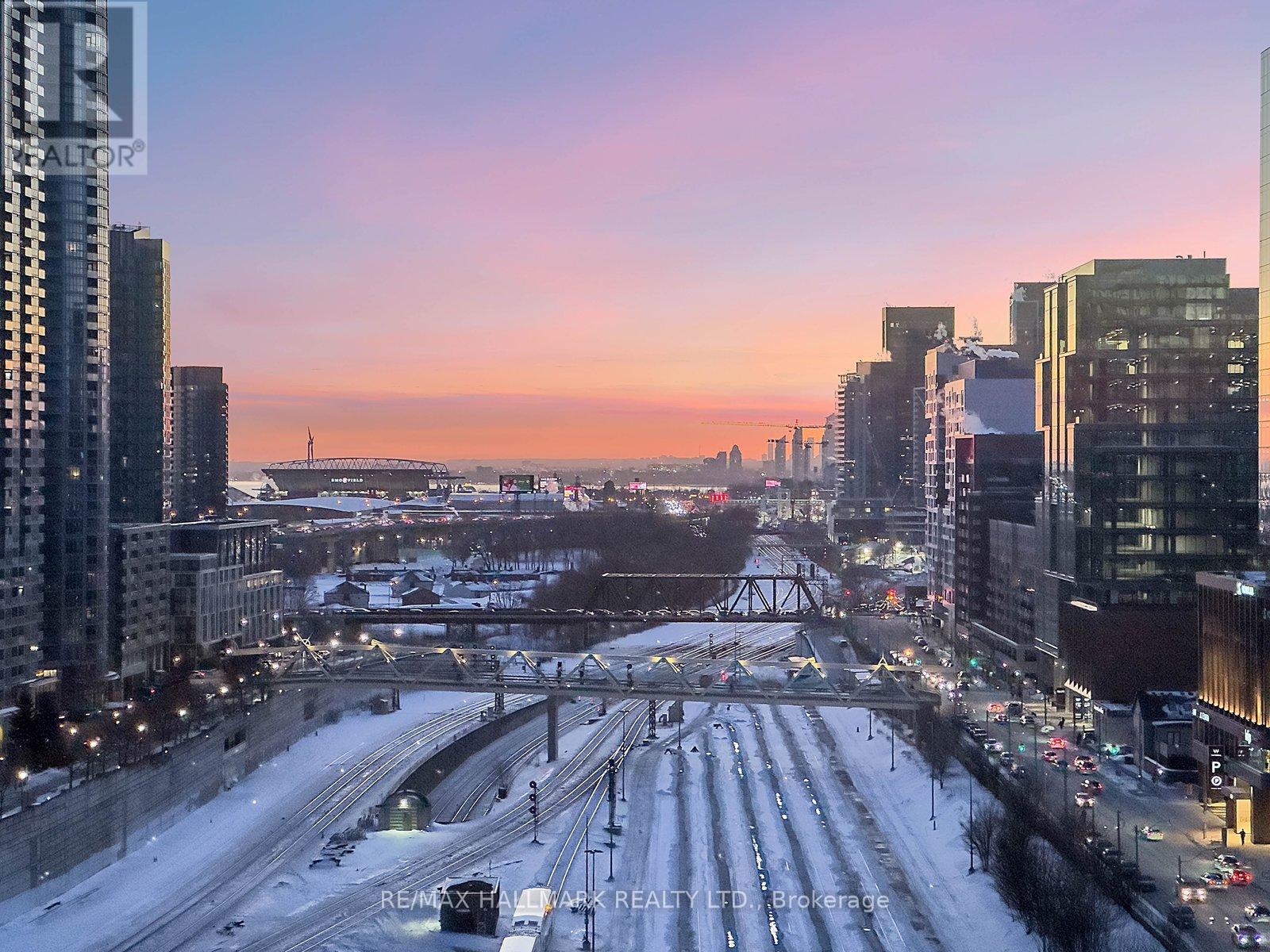 1810 - 381 Front Street W, Toronto, Ontario  M5V 3R8 - Photo 23 - C12734542