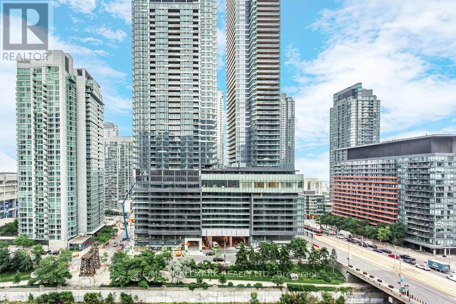 1810 - 381 Front Street W, Toronto, Ontario  M5V 3R8 - Photo 30 - C12734542