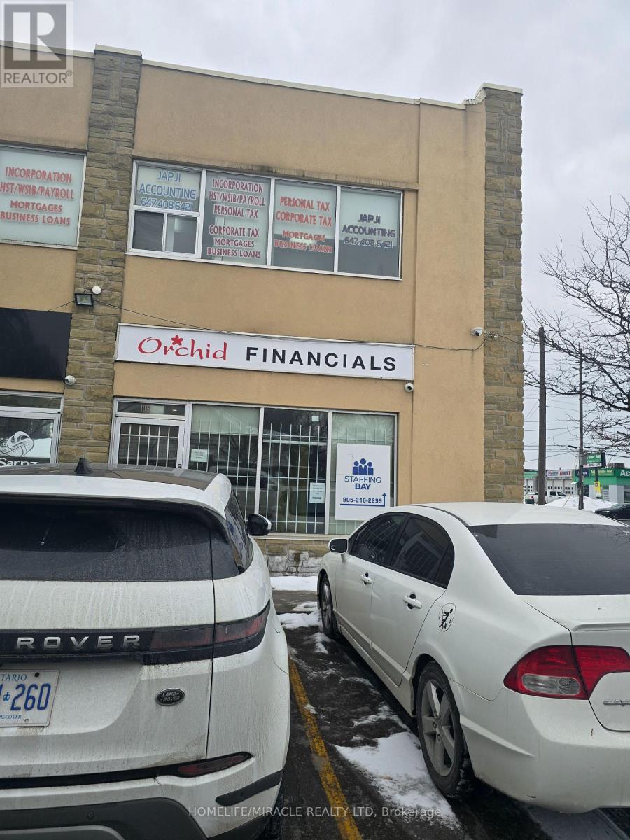 106 - 49 Hillcrest Avenue, Brampton, Ontario  L6W 4V4 - Photo 2 - W12776250