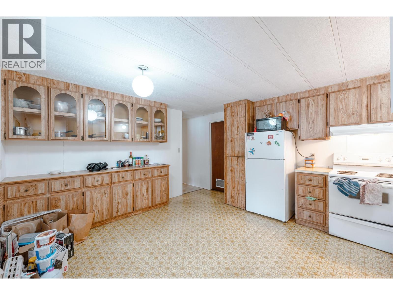 3666 Catherwood Road, Revelstoke, British Columbia  V0E 2S0 - Photo 10 - 10373628