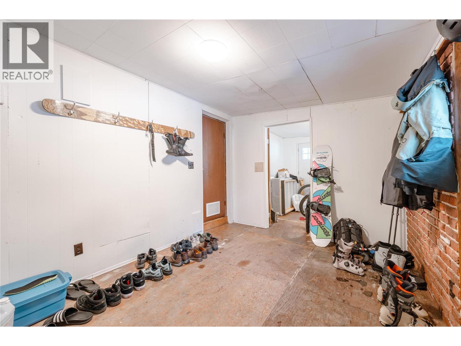 3666 Catherwood Road, Revelstoke, British Columbia  V0E 2S0 - Photo 27 - 10373628