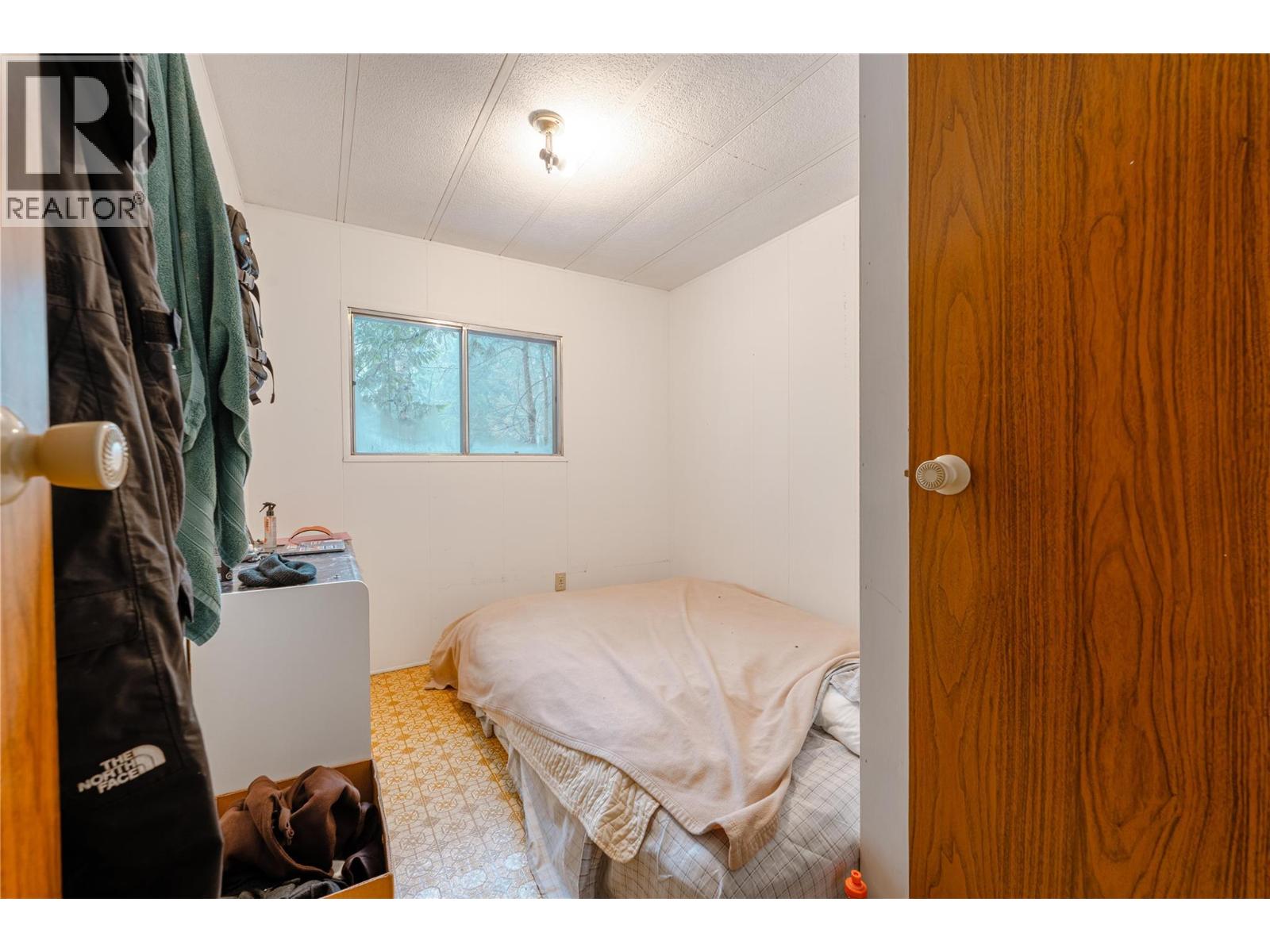 3666 Catherwood Road, Revelstoke, British Columbia  V0E 2S0 - Photo 16 - 10373628