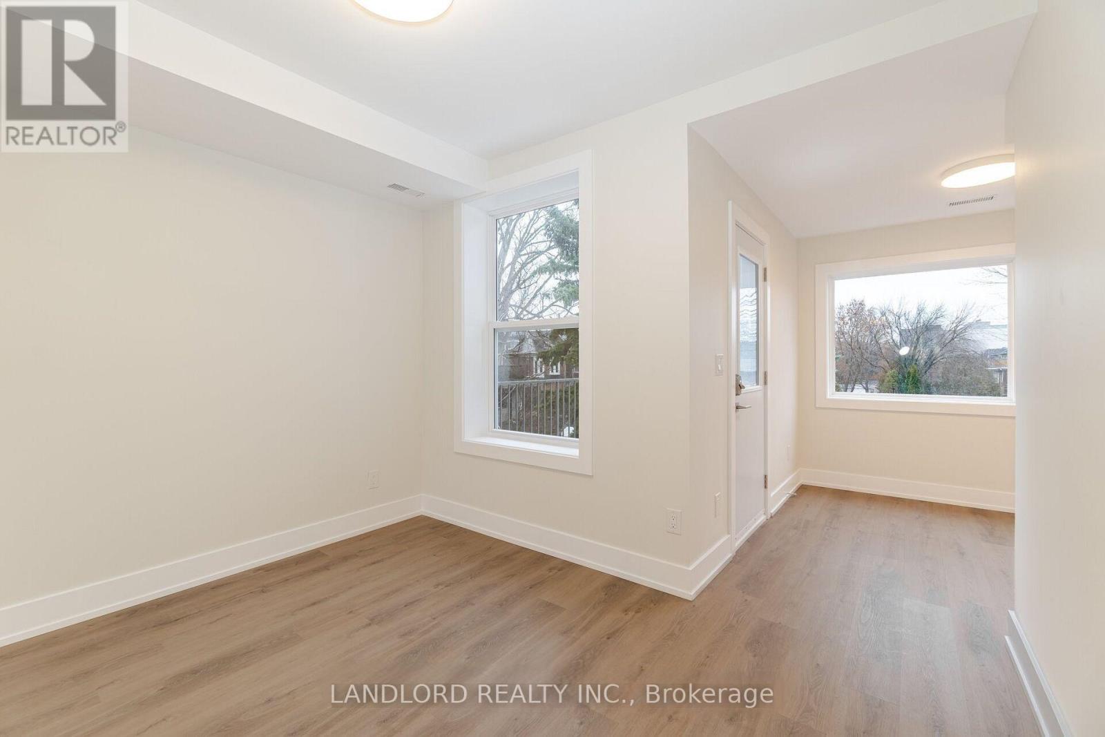 2nd Fl. - 73 Dewson Street, Toronto, Ontario  M6H 1G9 - Photo 12 - C12776686