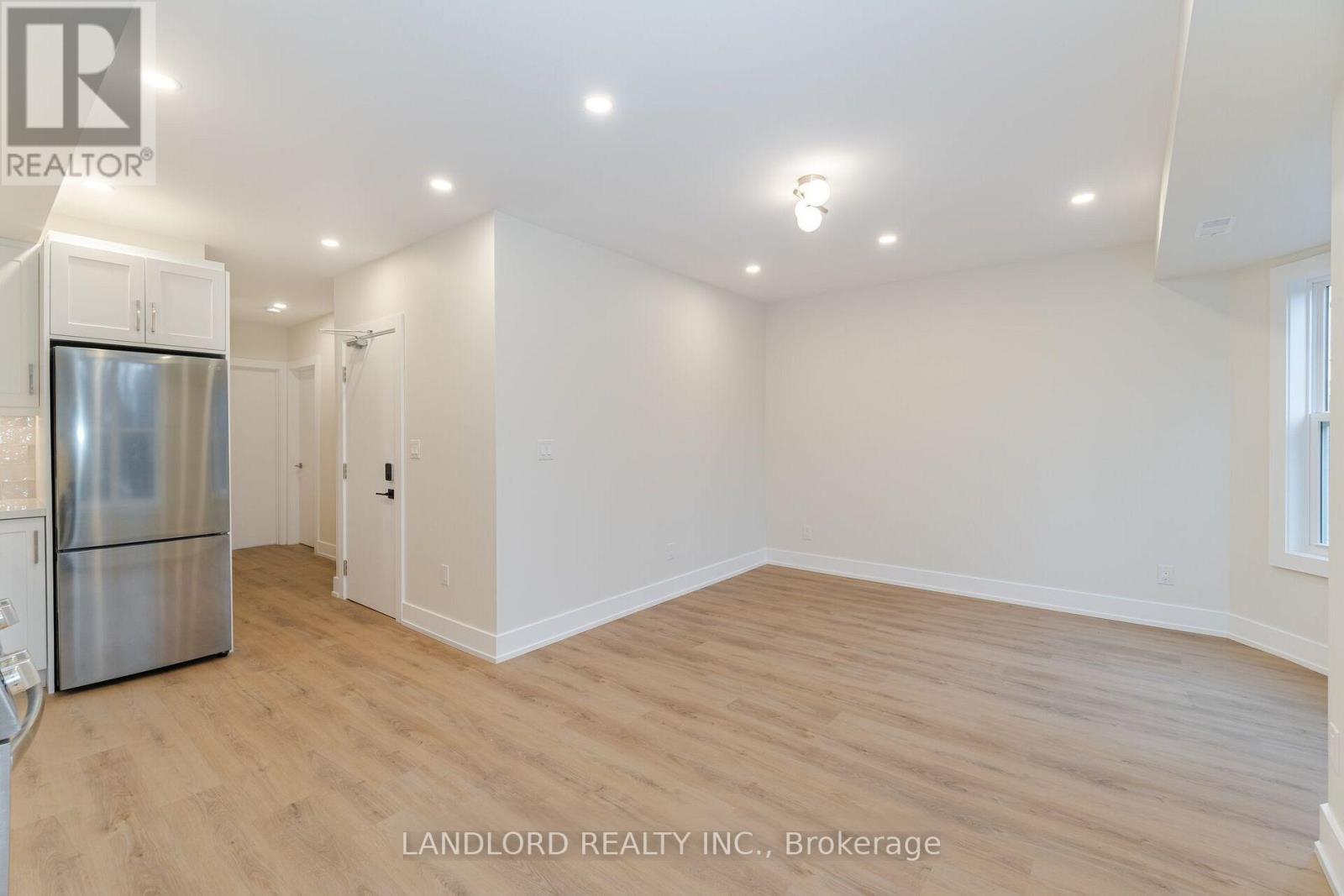 2nd Fl. - 73 Dewson Street, Toronto, Ontario  M6H 1G9 - Photo 8 - C12776686